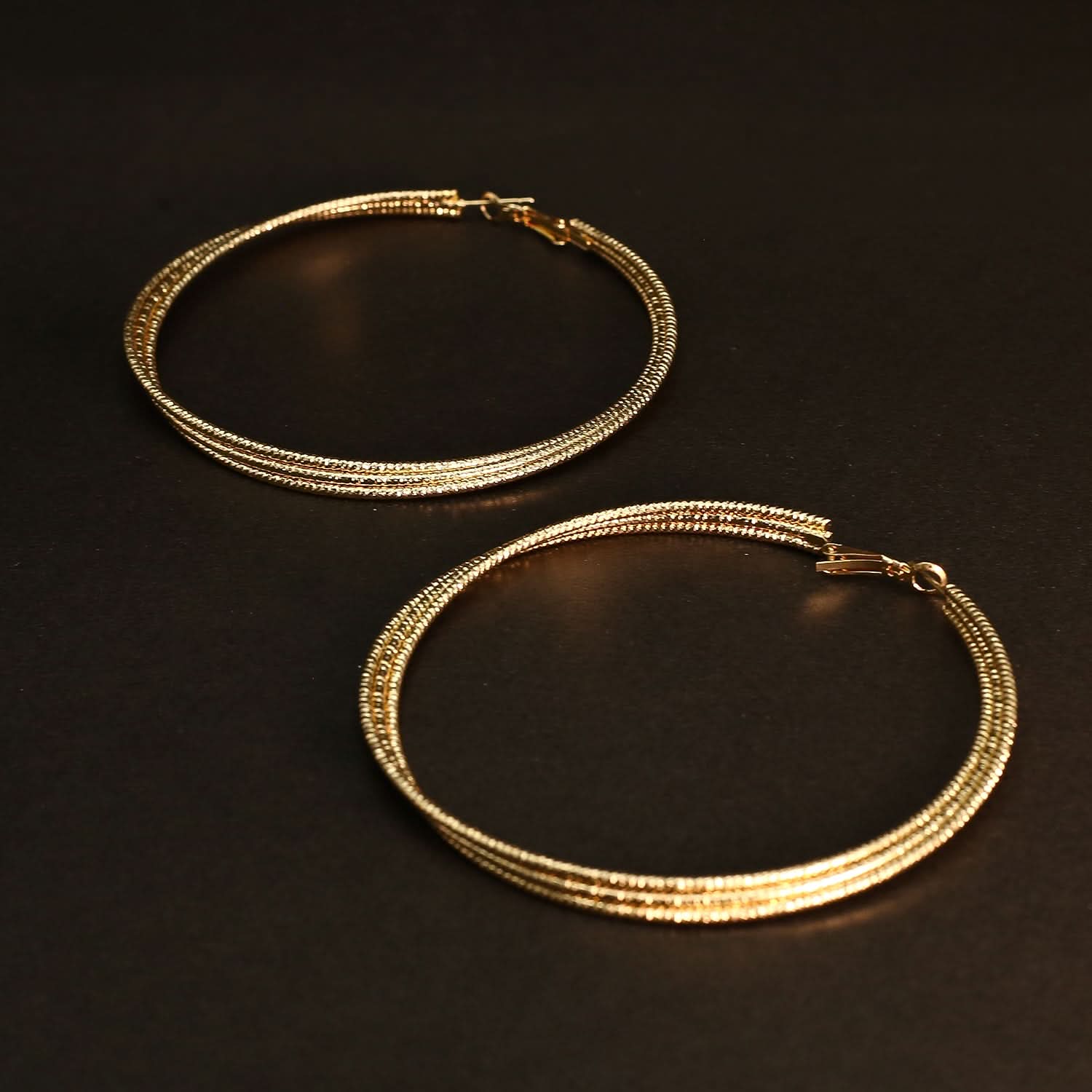 Women's Stylish Earing, Women Earrings & Tops, Chase Value, Chase Value