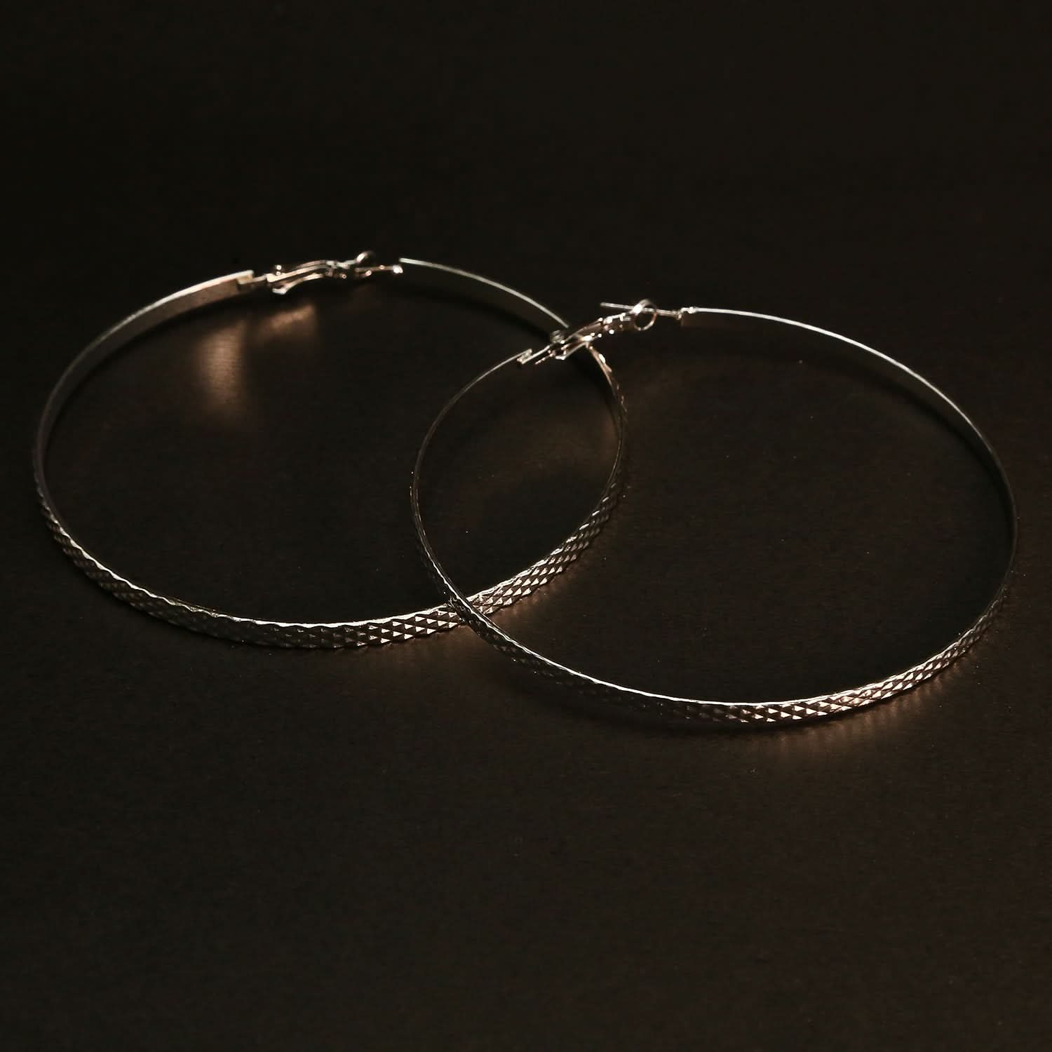 Women's Stylish Earing, Women Earrings & Tops, Chase Value, Chase Value