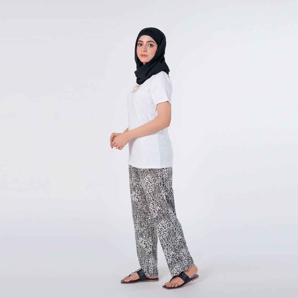 Women's Half Sleeves Knitted Night Suit - White & Black, Women Night Suit, Chase Value, Chase Value