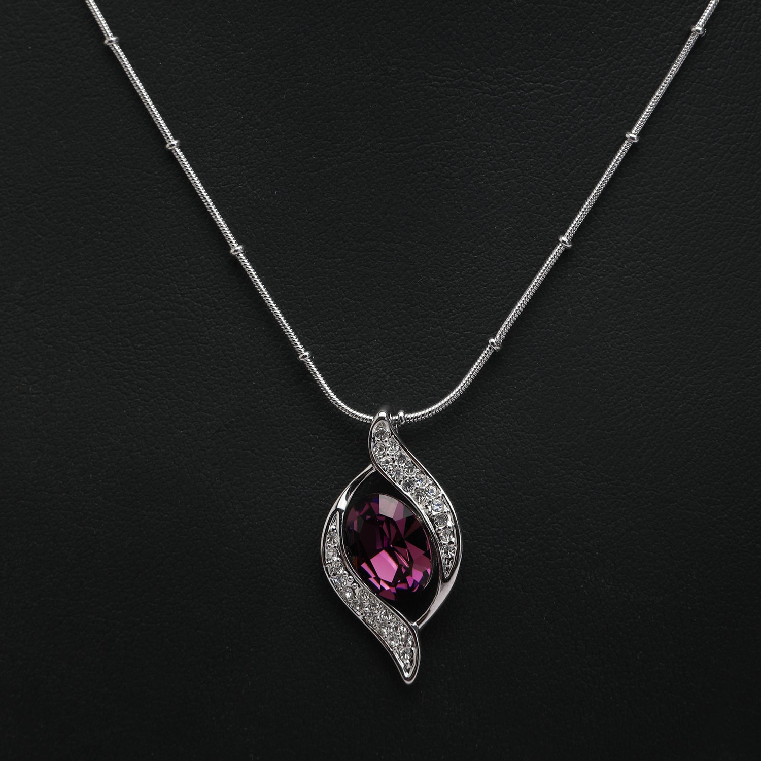 Women's Chain Locket, Women Chains & Lockets, Chase Value, Chase Value