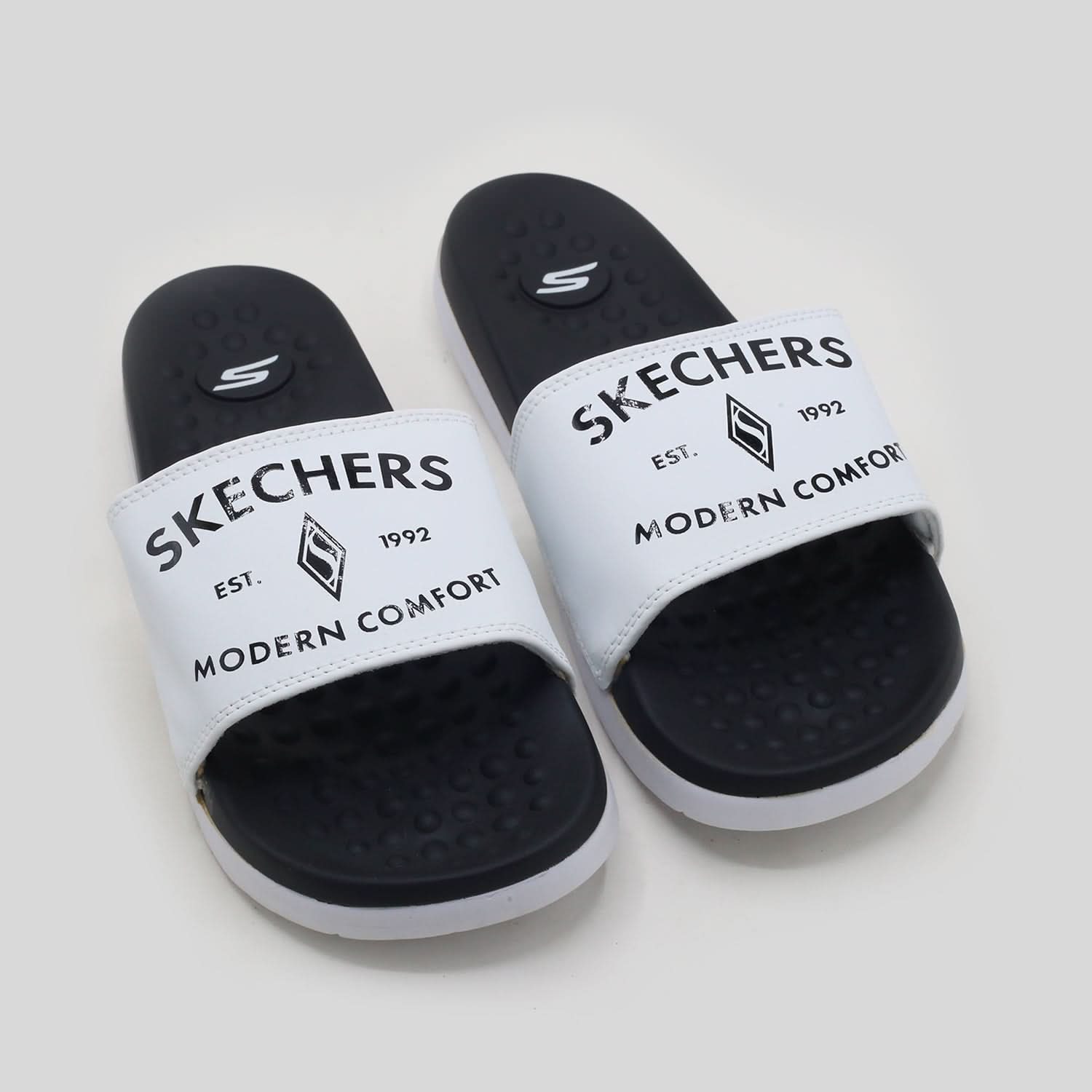 Skechers Modern Comfort Slider For Men - White, Men's Slippers, Chase Value, Chase Value
