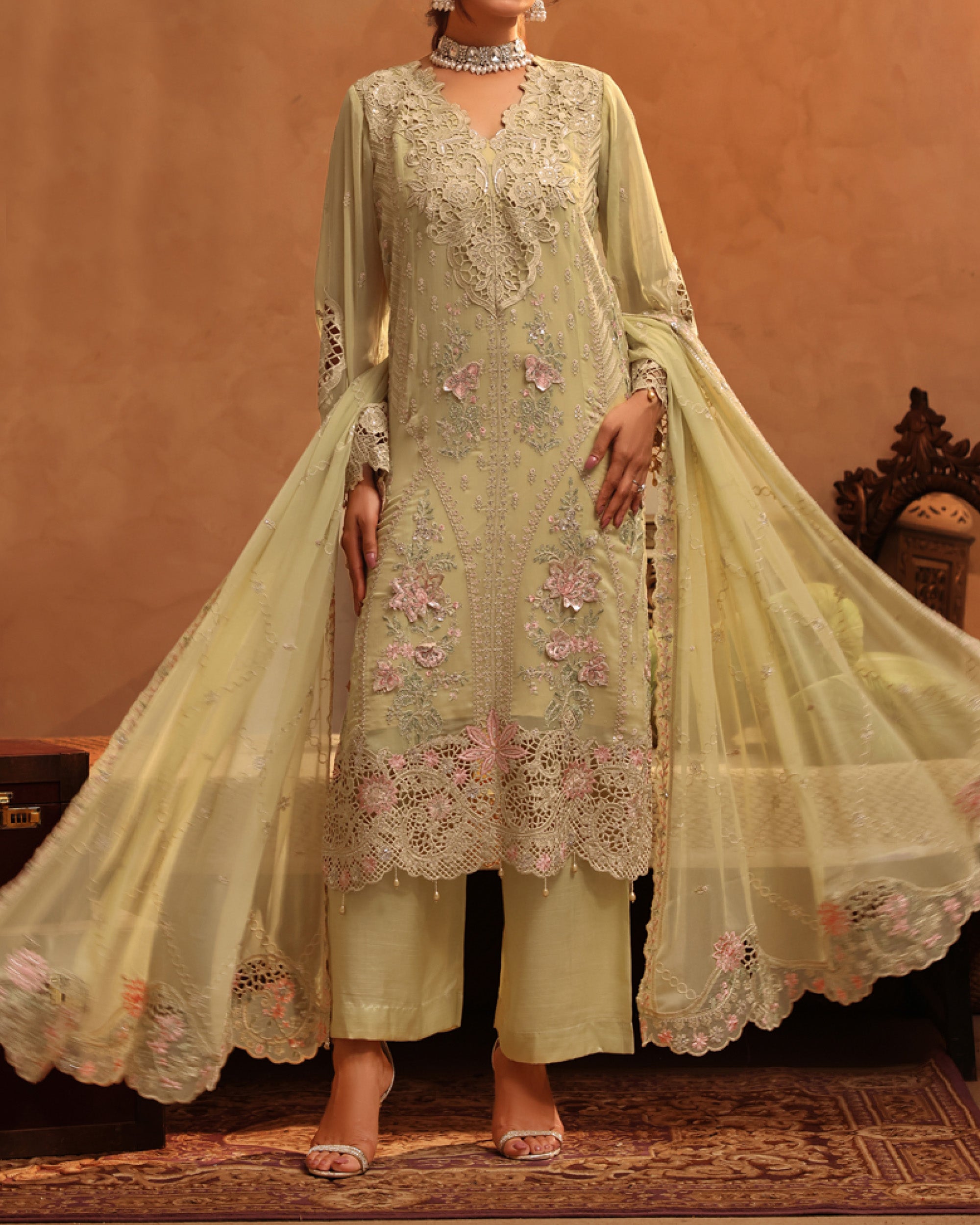 Zarineh Aina Chiffon Luxury Embroidered Suit - 3 Pc