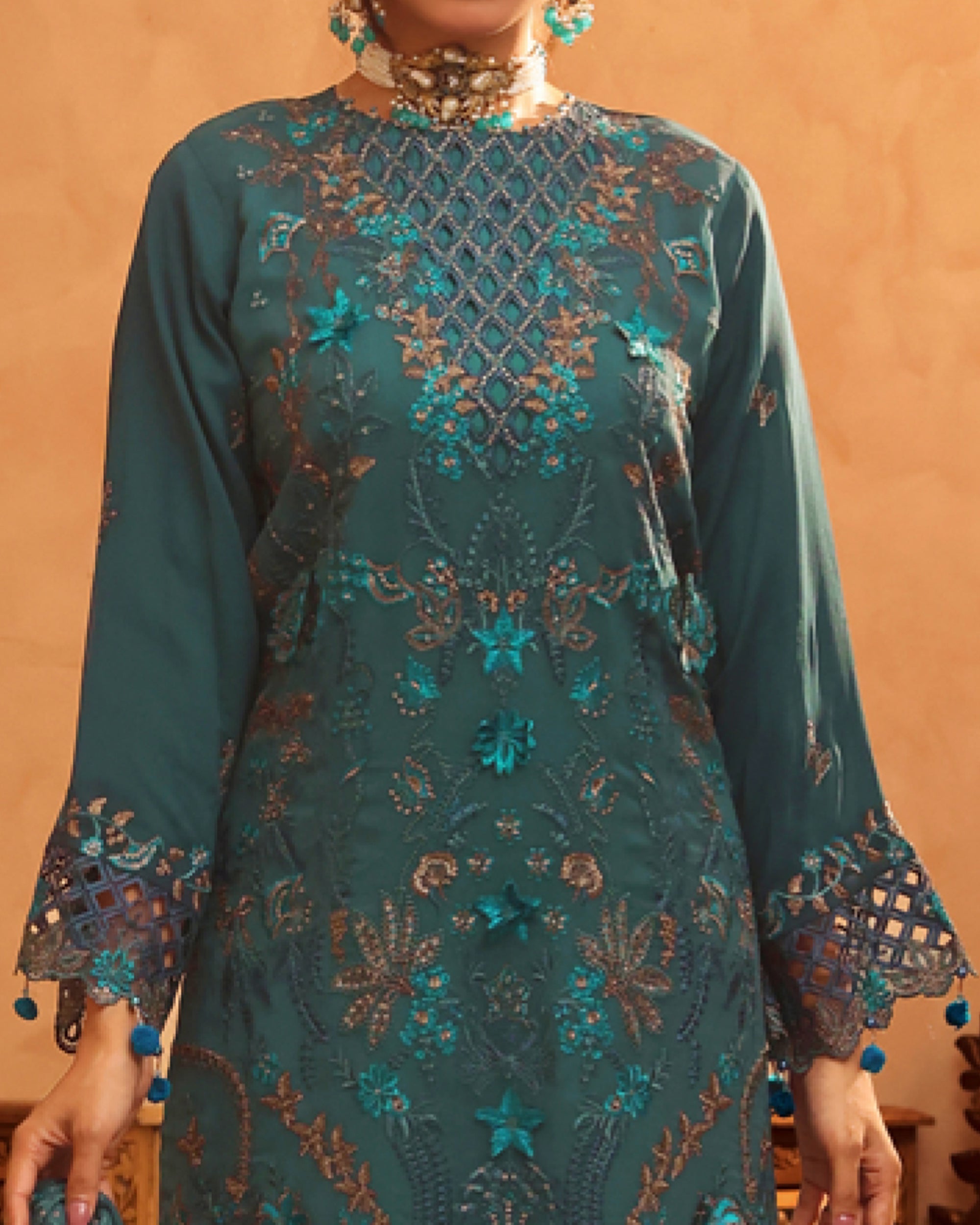 Zarineh Aina Chiffon Luxury Embroidered Suit - 3 Pc