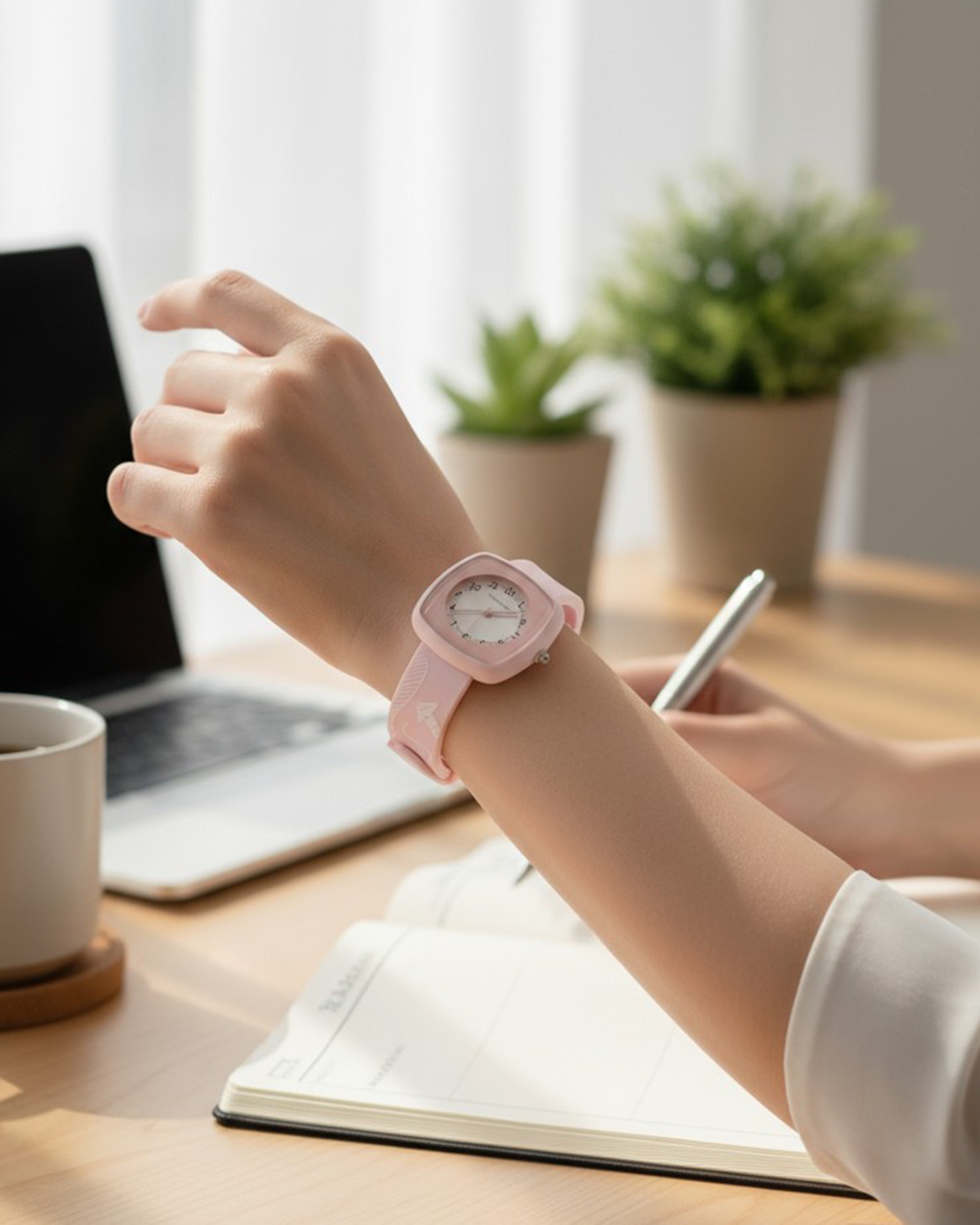 Women’s Watch with Rubber Belt, Women Watches, Chase Value, Chase Value