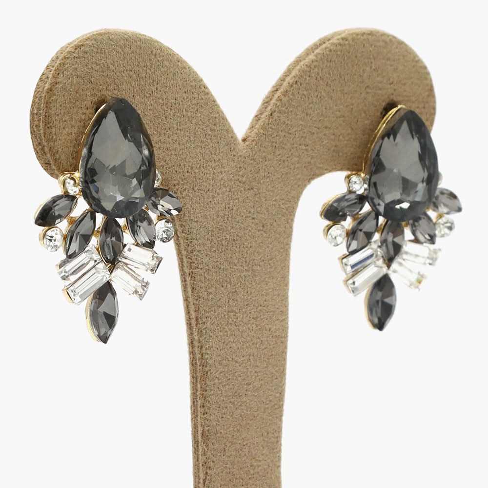 Women's Stud Earring - Black, Women Earrings & Tops, Chase Value, Chase Value