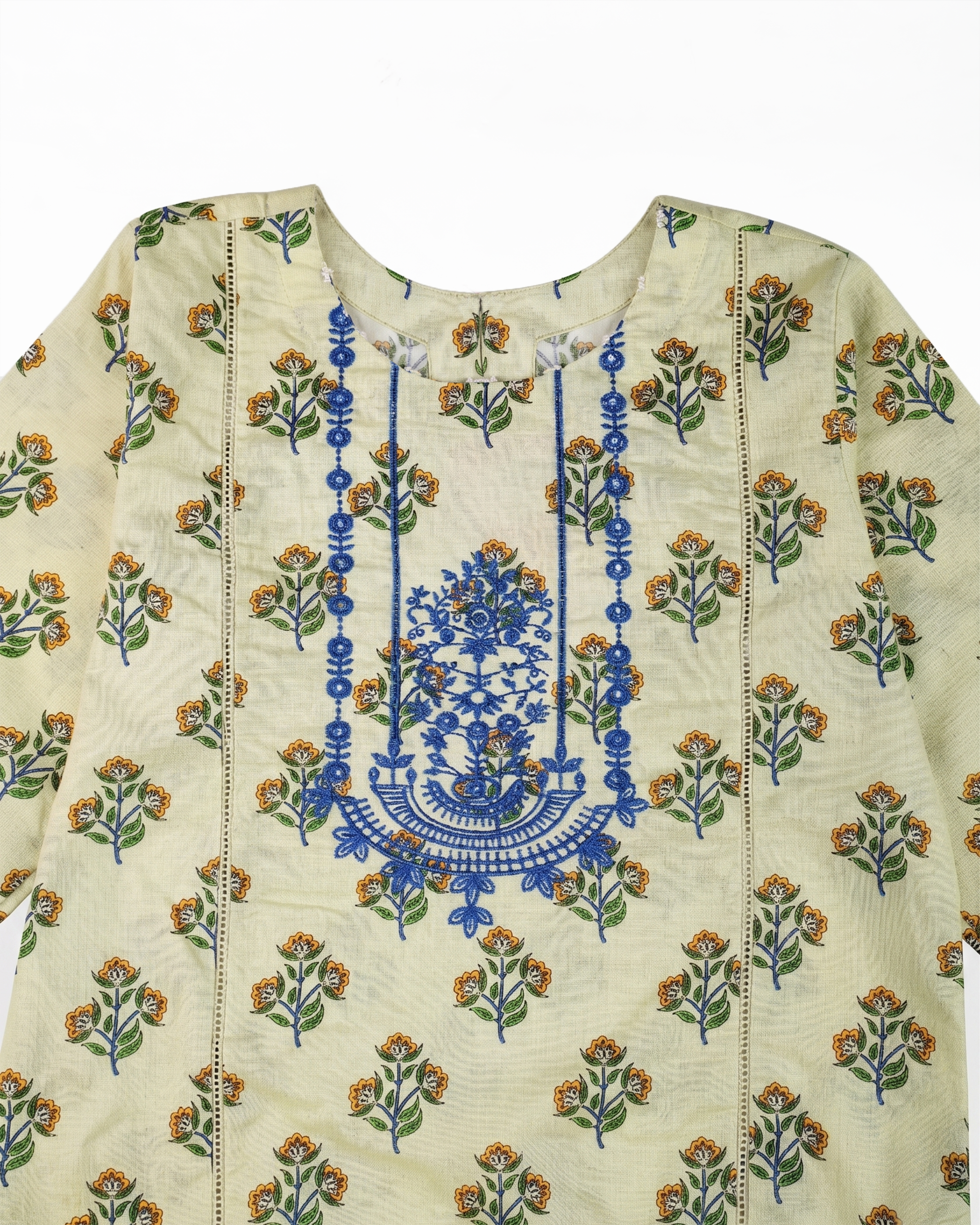 Eminent Girls' Essential Embroidered Dyed 3 Pc Suit