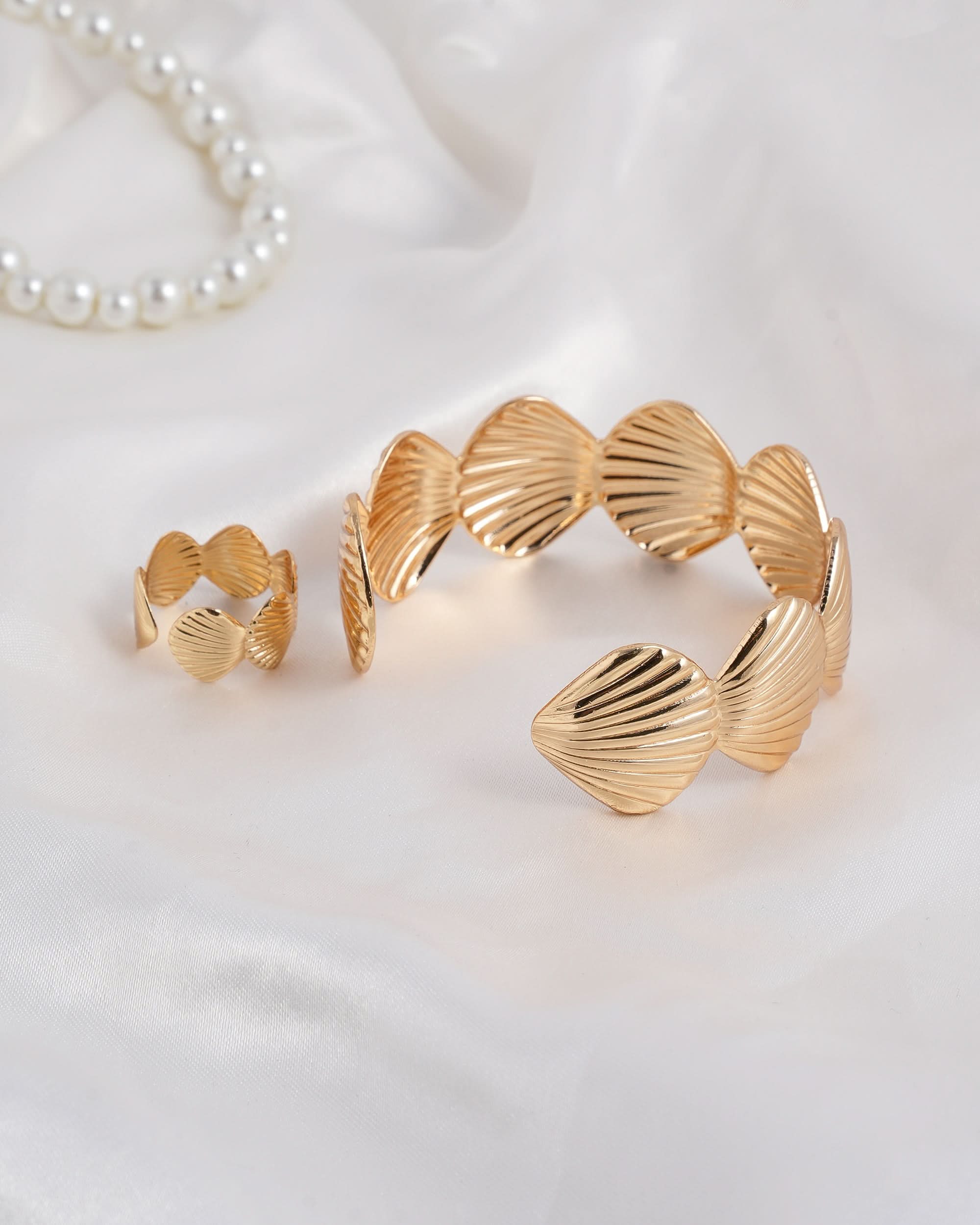 Eminent Women's Kara - Golden, Women Bangles & Bracelets, Eminent, Chase Value