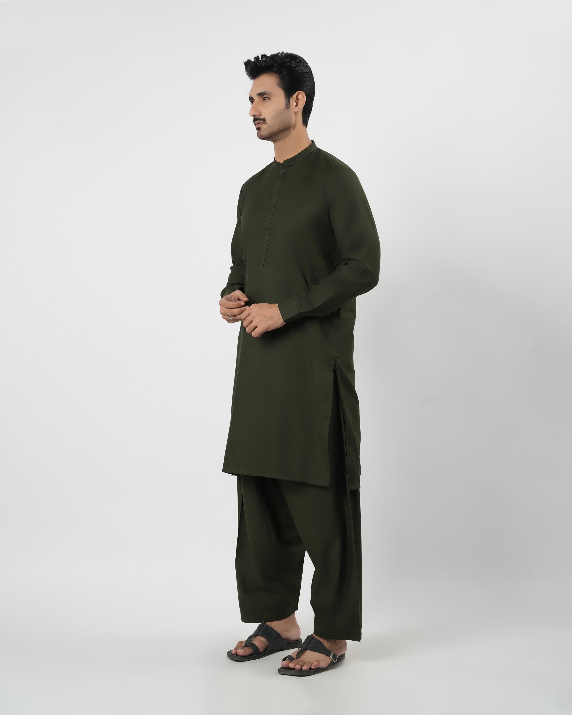 Valuables Men’s Plain Shalwar Kameez