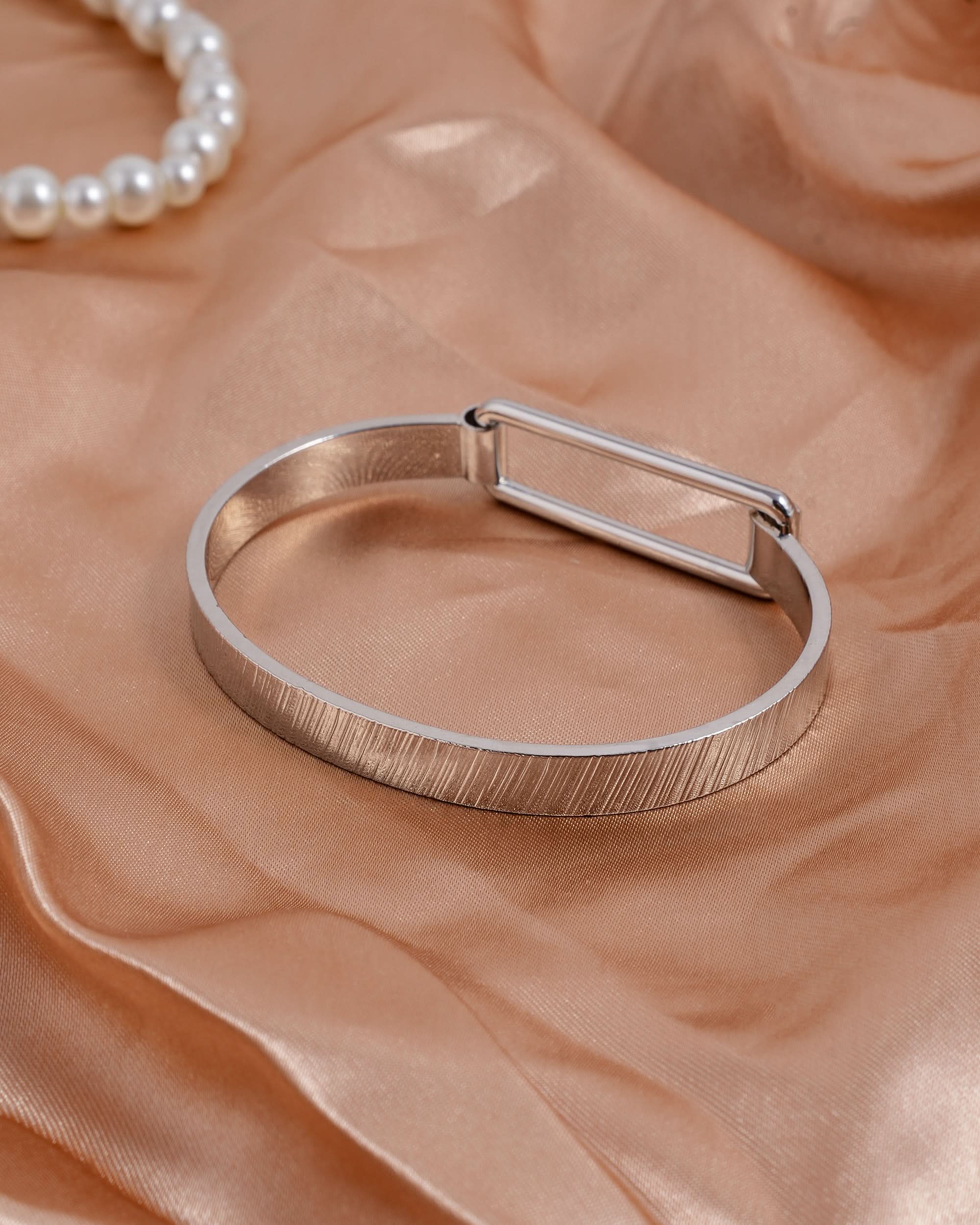 Eminent Women's Kara - Silver, Women Bangles & Bracelets, Eminent, Chase Value