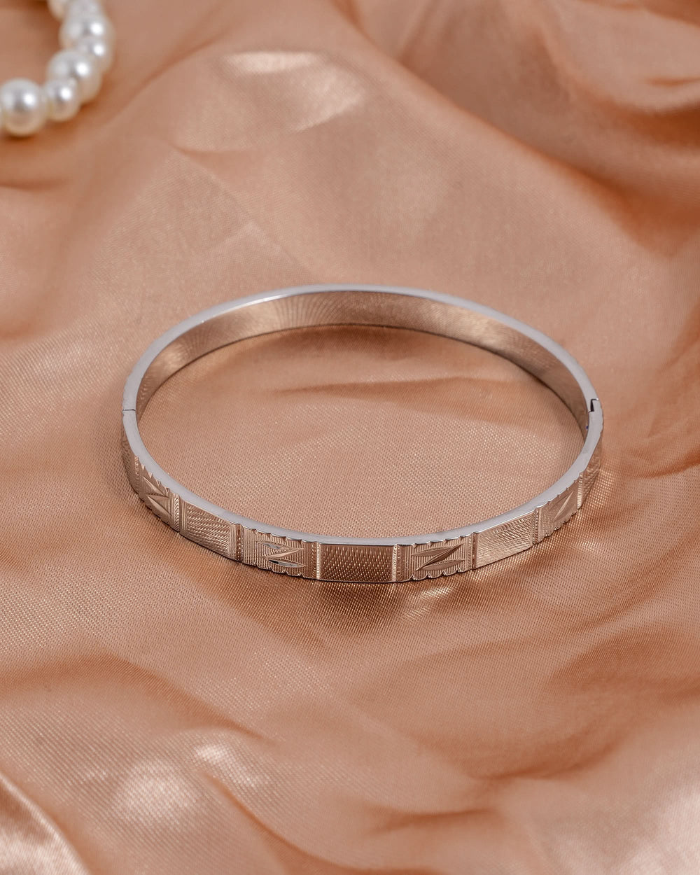 Eminent Women's Kara - Silver, Women Bangles & Bracelets, Eminent, Chase Value