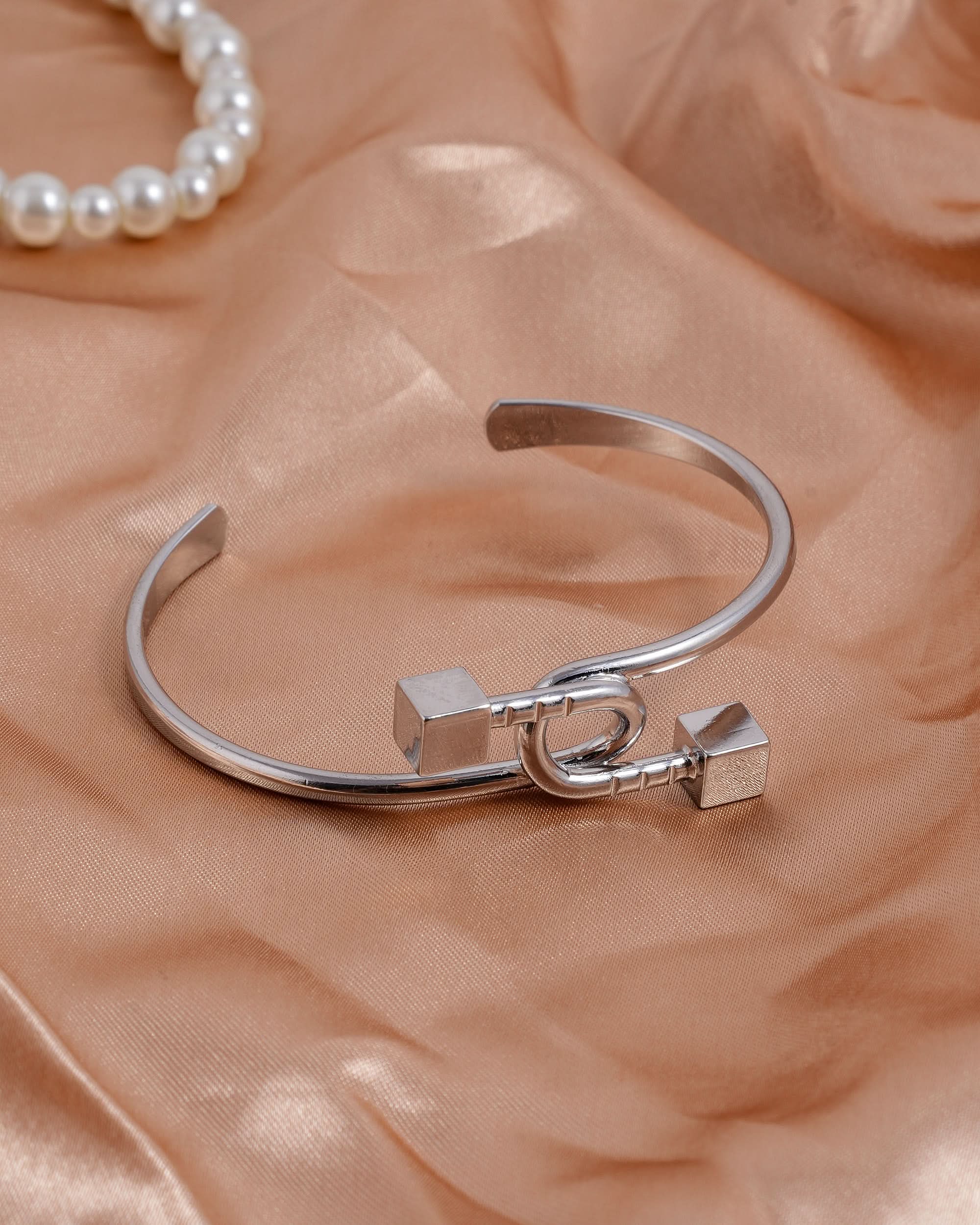 Eminent Women's Kara - Silver, Women Bangles & Bracelets, Eminent, Chase Value