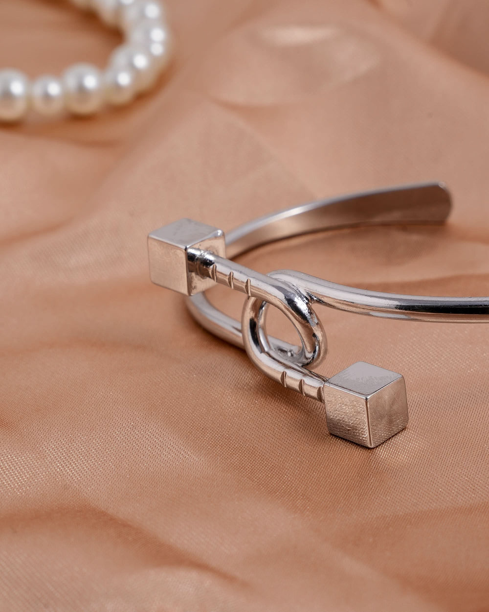 Eminent Women's Kara - Silver, Women Bangles & Bracelets, Eminent, Chase Value