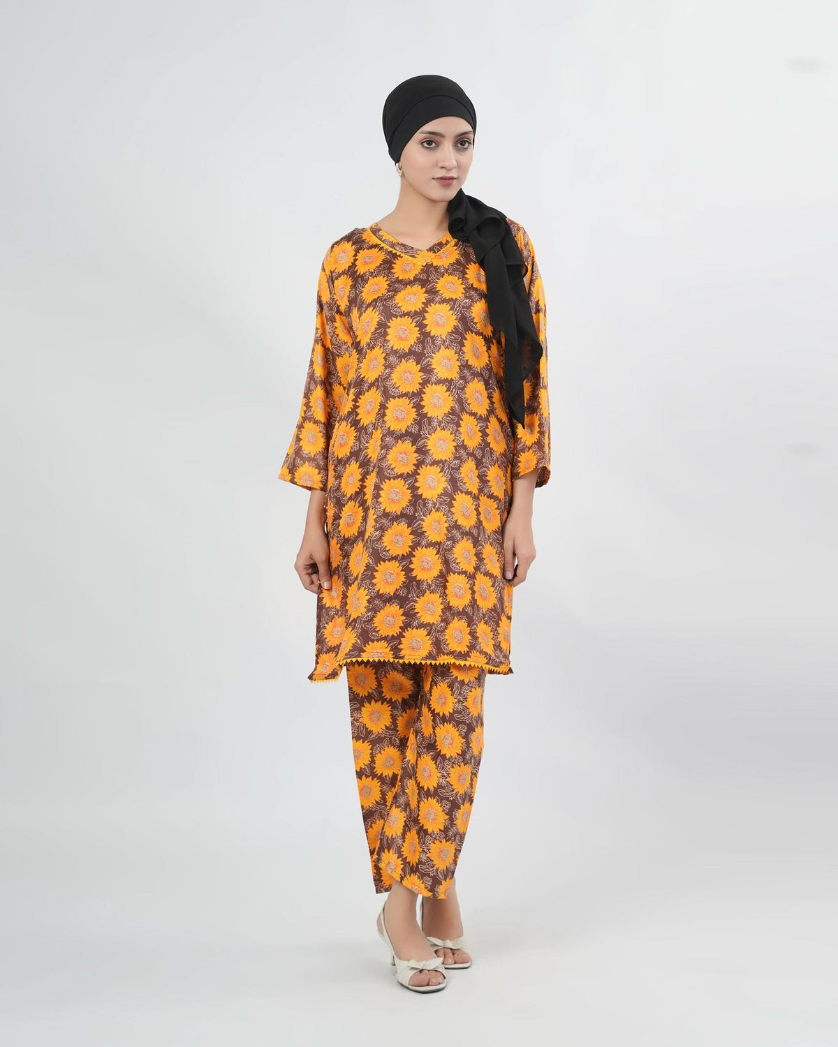 Women's 2-piece Suit, Women Shalwar Suits, Chase Value, Chase Value