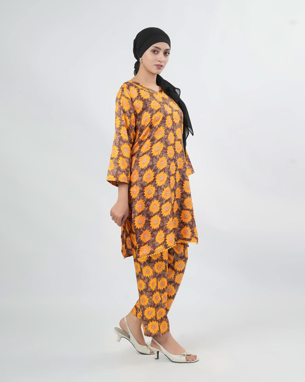Women's 2-piece Suit, Women Shalwar Suits, Chase Value, Chase Value