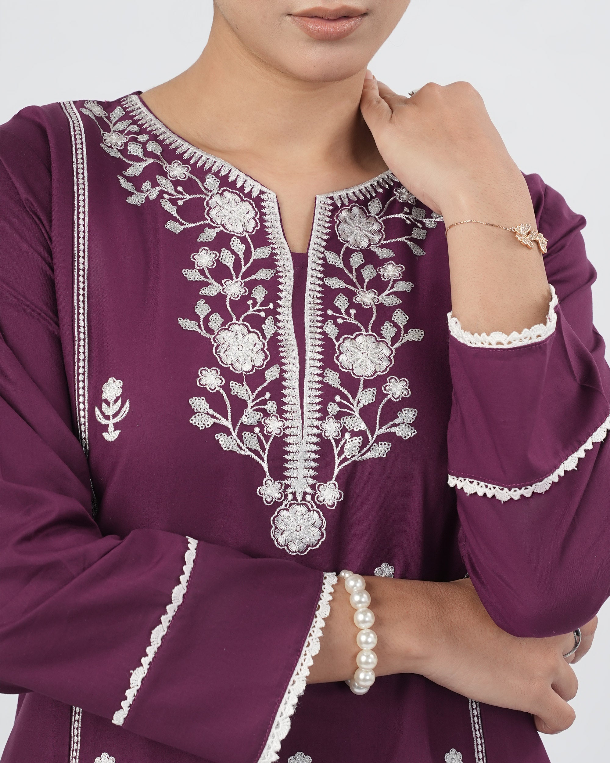 Valuables Women Embroidered Kurti, Women Ready Kurtis, Chase Value, Chase Value