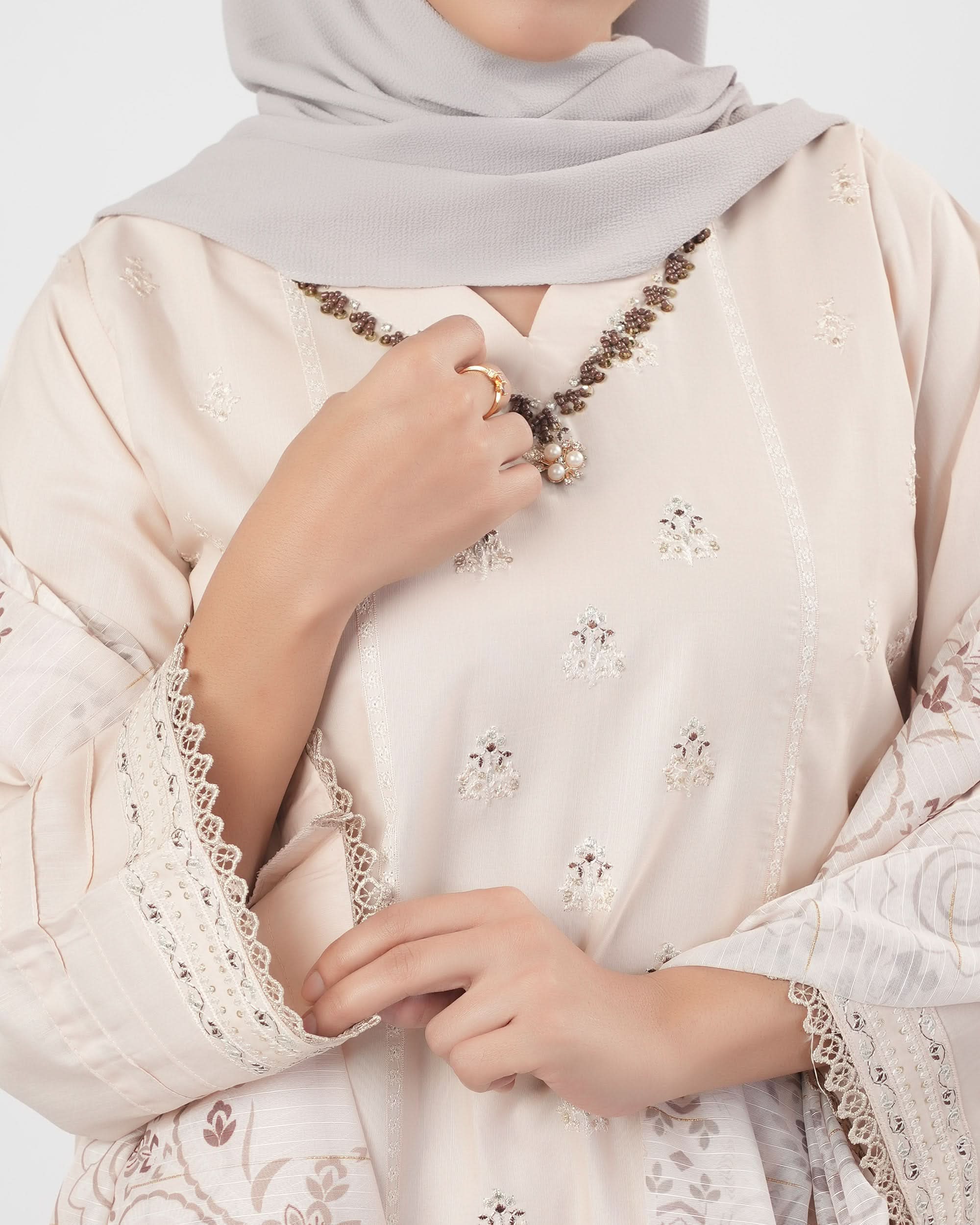 Valuables Women Embroidered 3Pcs Suit, Women Shalwar Suits, Valuables, Chase Value