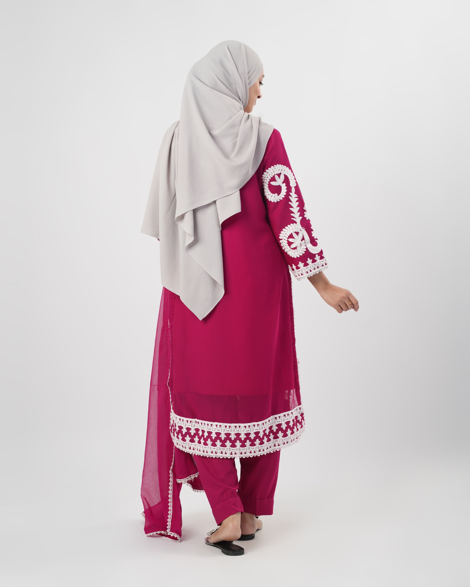 Valuables Women’s Embroidered Chiffon 3Pcs Suit
