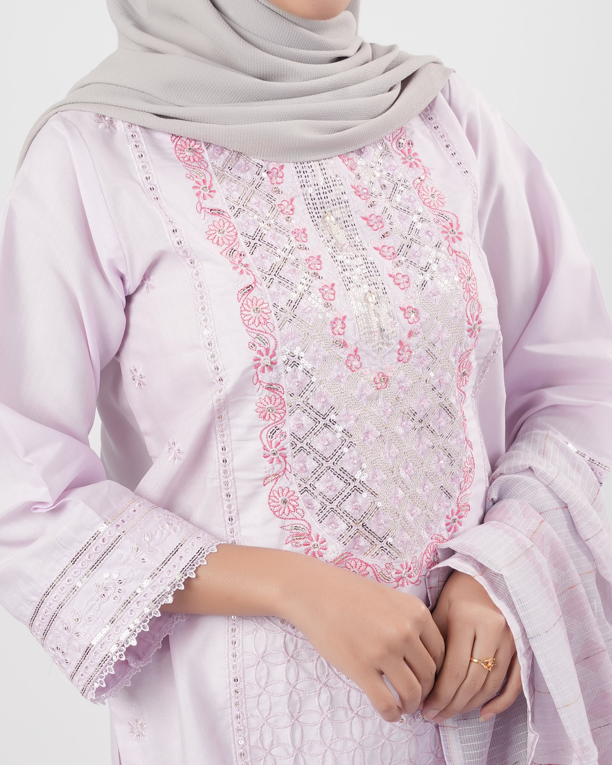 Valuables Women Embroidered 3Pcs Suit