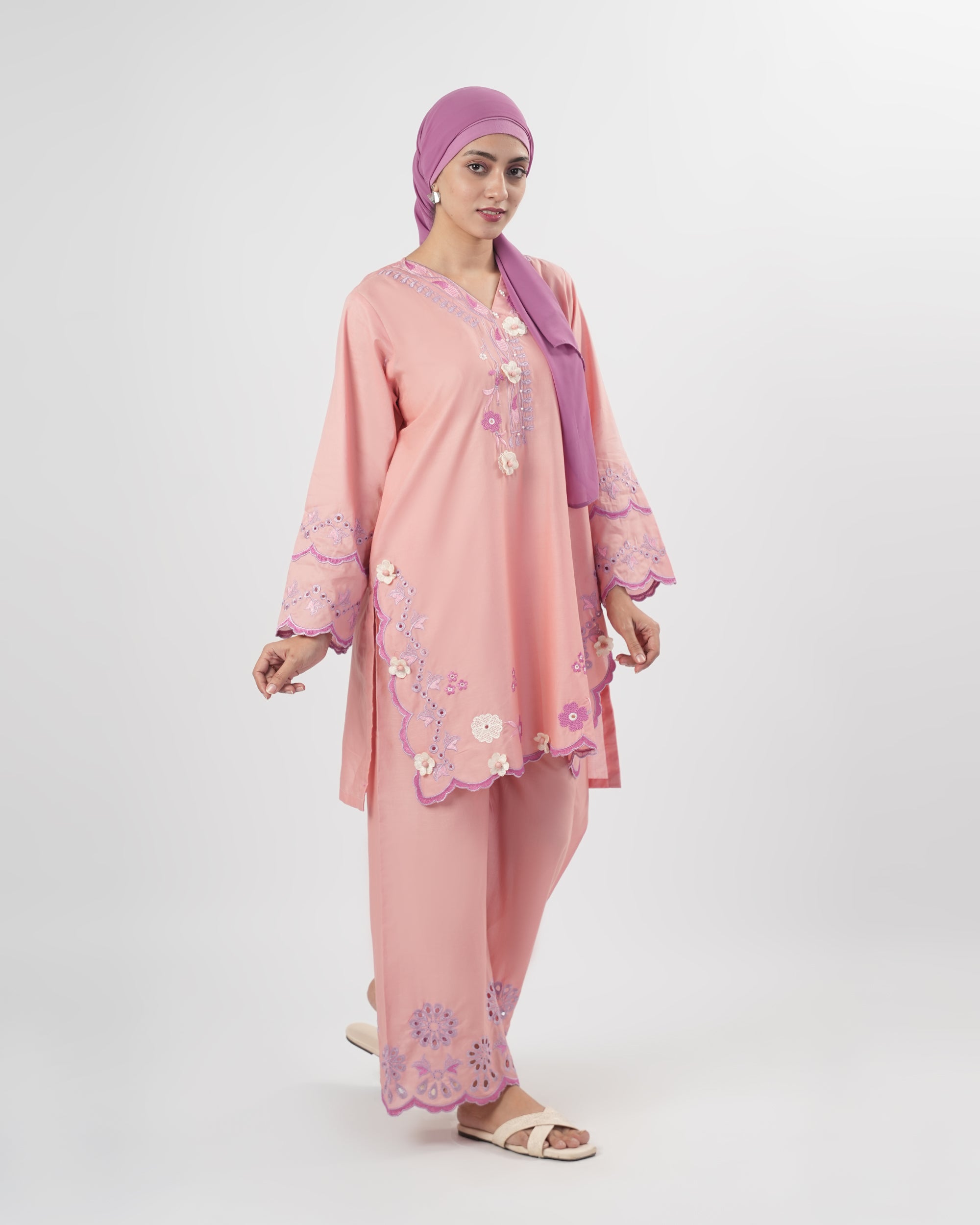Valuables Women’s Embroidered 2-Pcs Suit