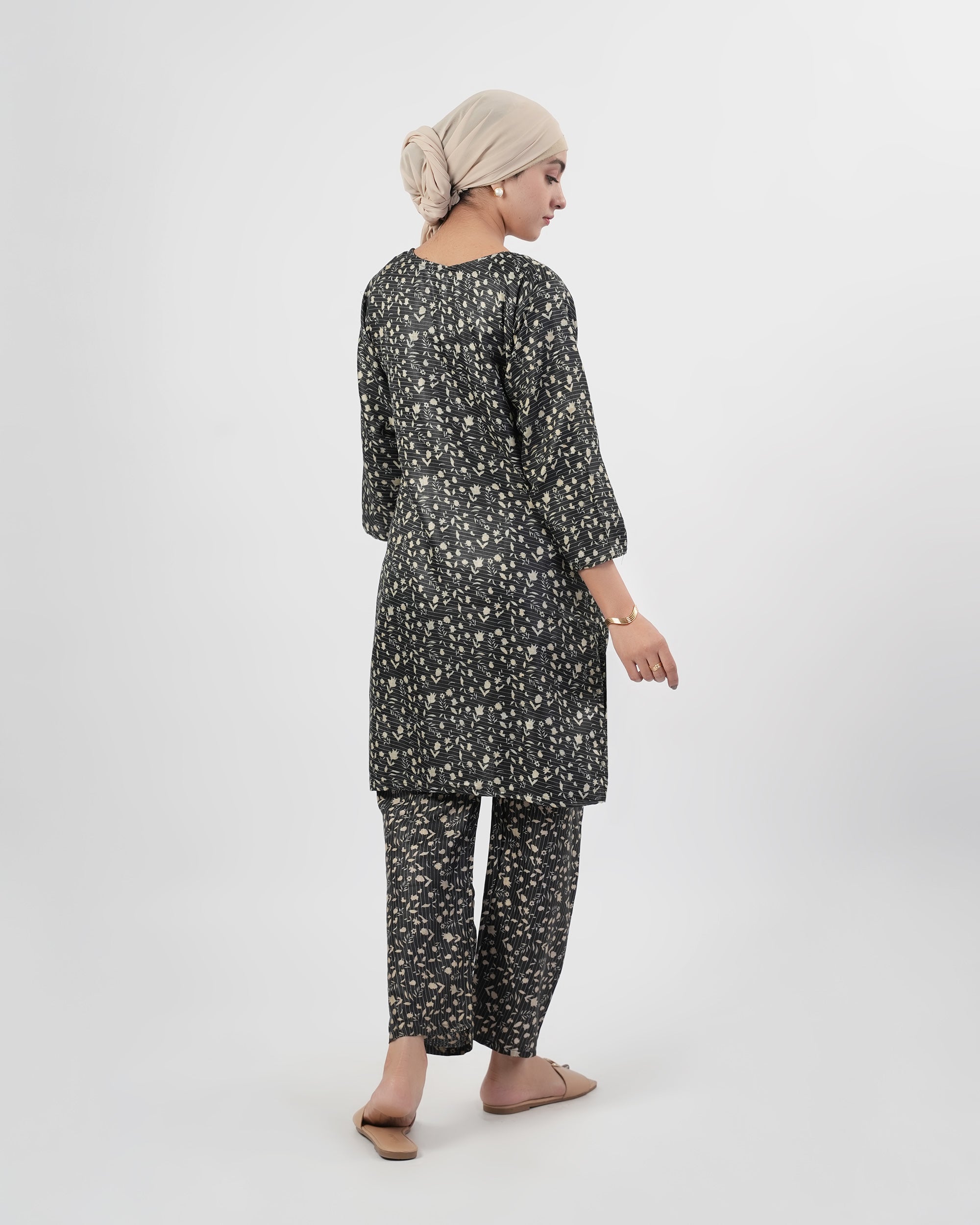 Women’s Printed 2 Pcs Suit, Women Shalwar Suits, Chase Value, Chase Value