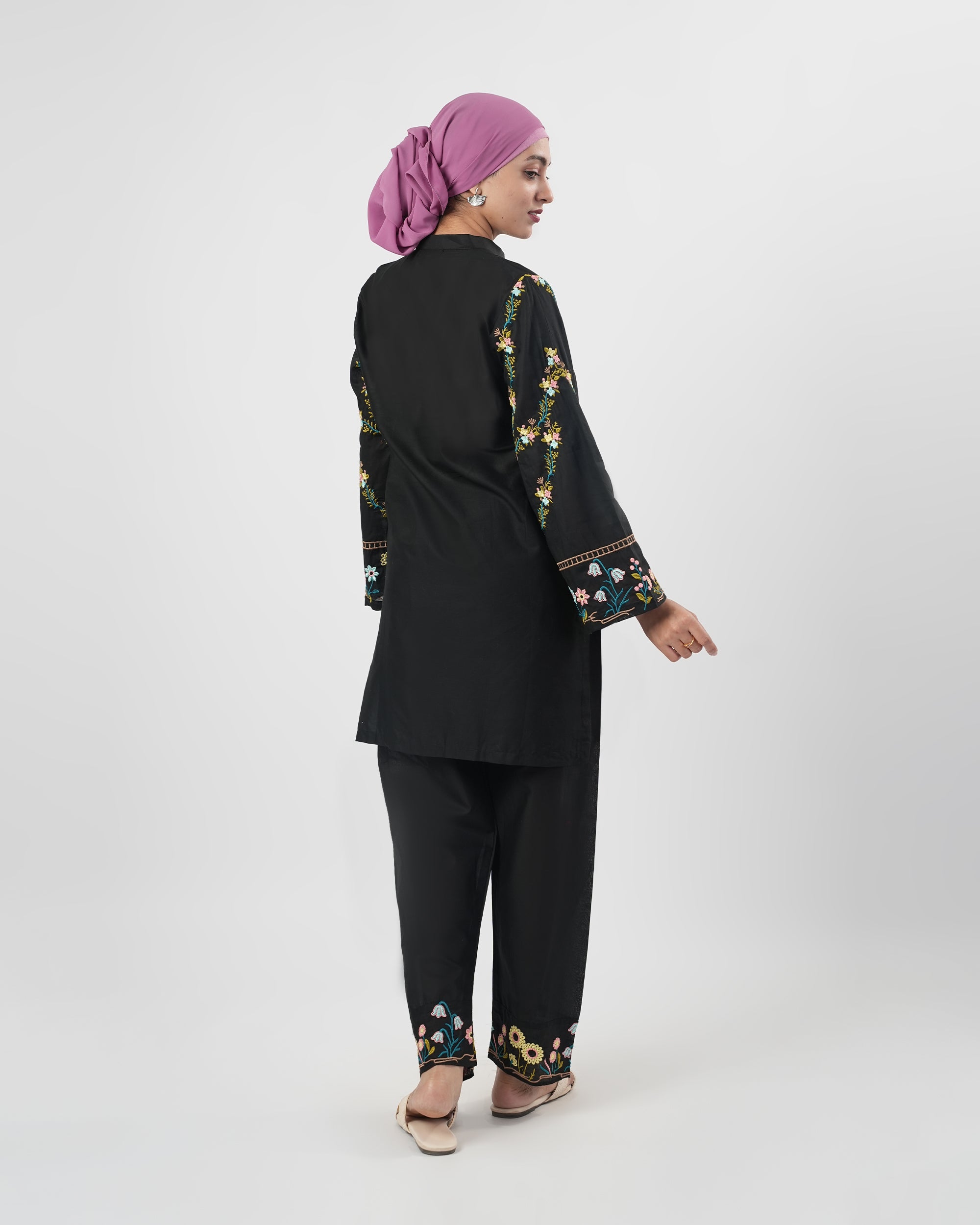 Valuables Women's Embroidered 2 Pcs Suit