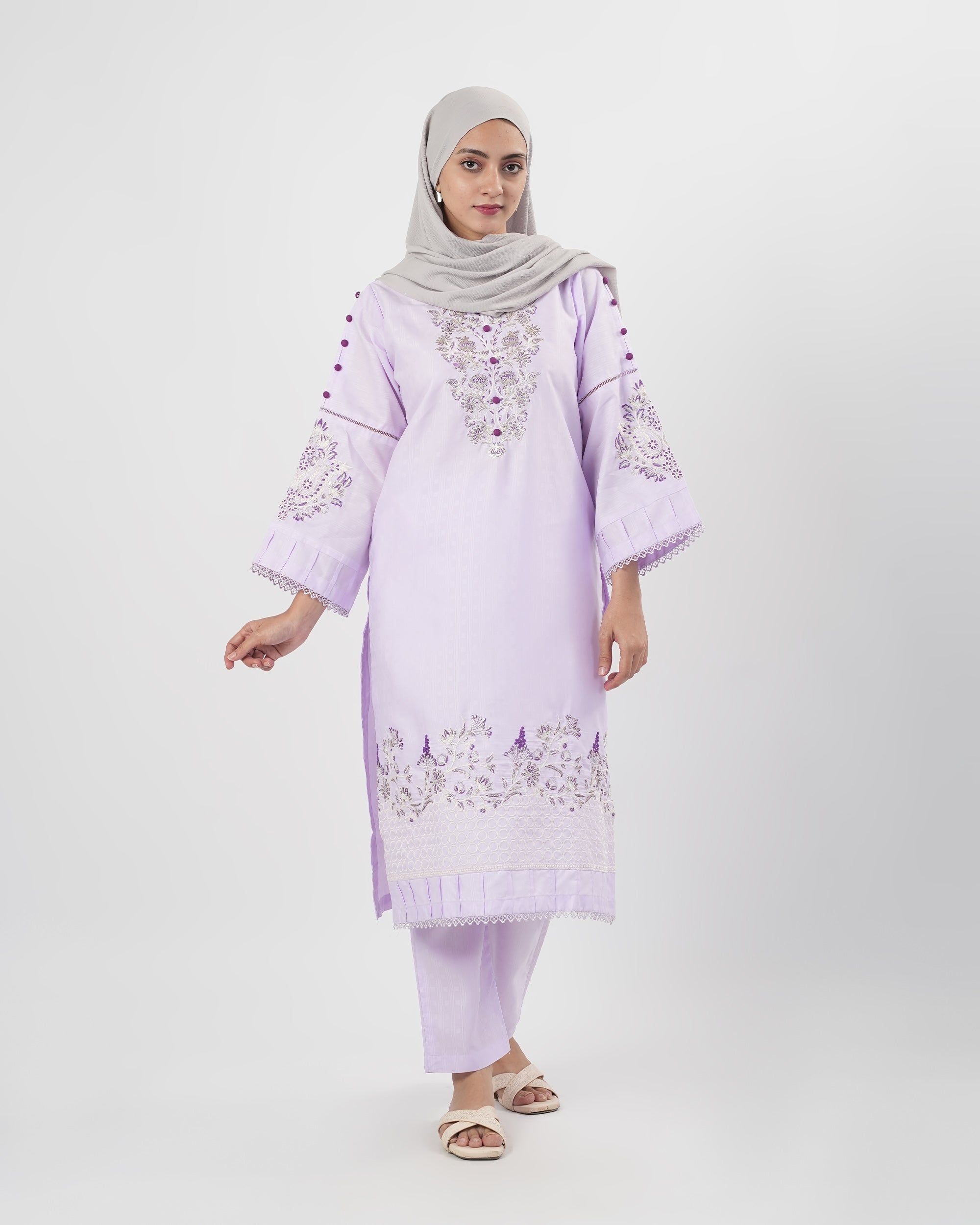 Valuables Women Embroidered 2PCS Suit