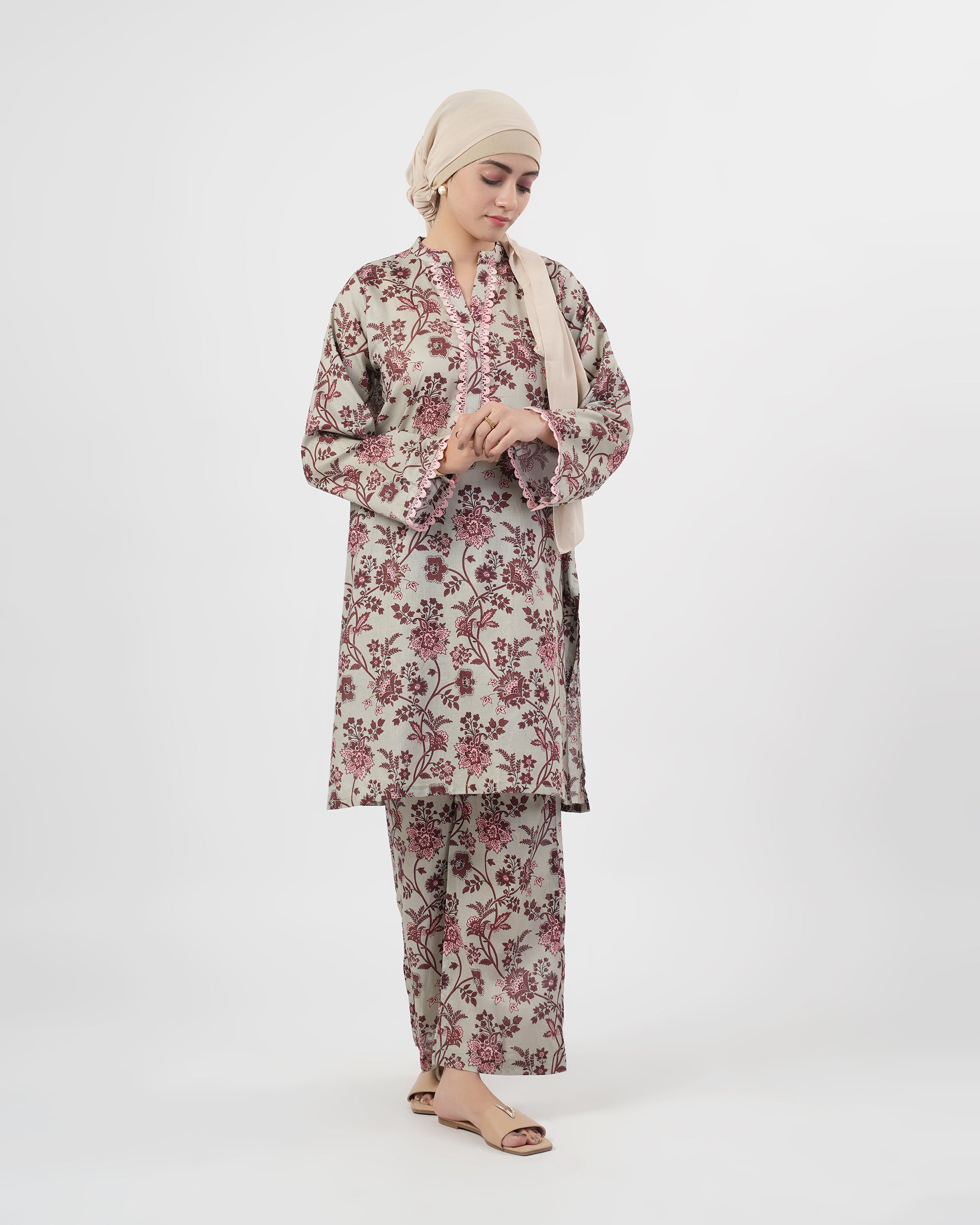 Valuables Women’s Printed Lawn 2 Pcs Suit