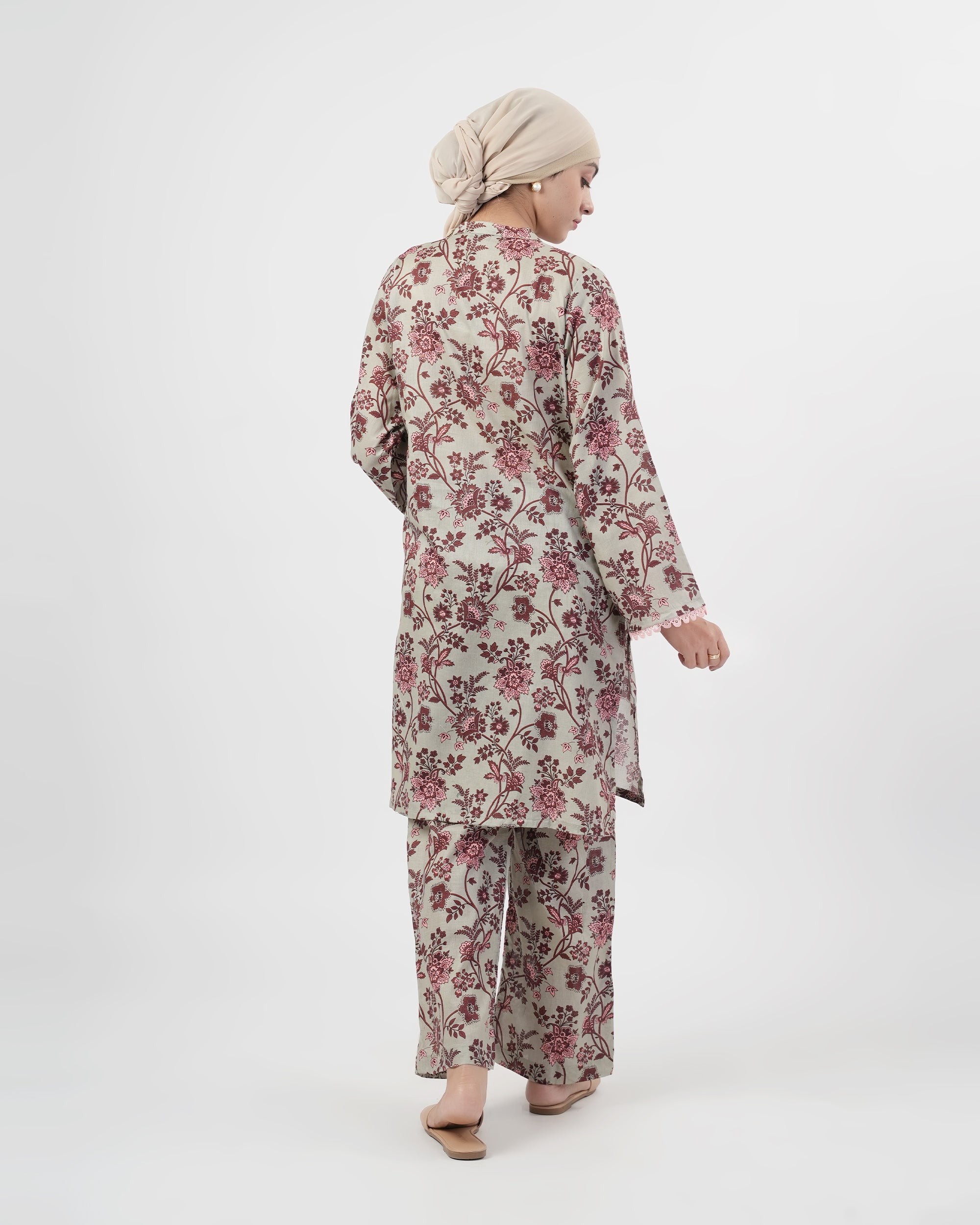 Valuables Women’s Printed Lawn 2 Pcs Suit
