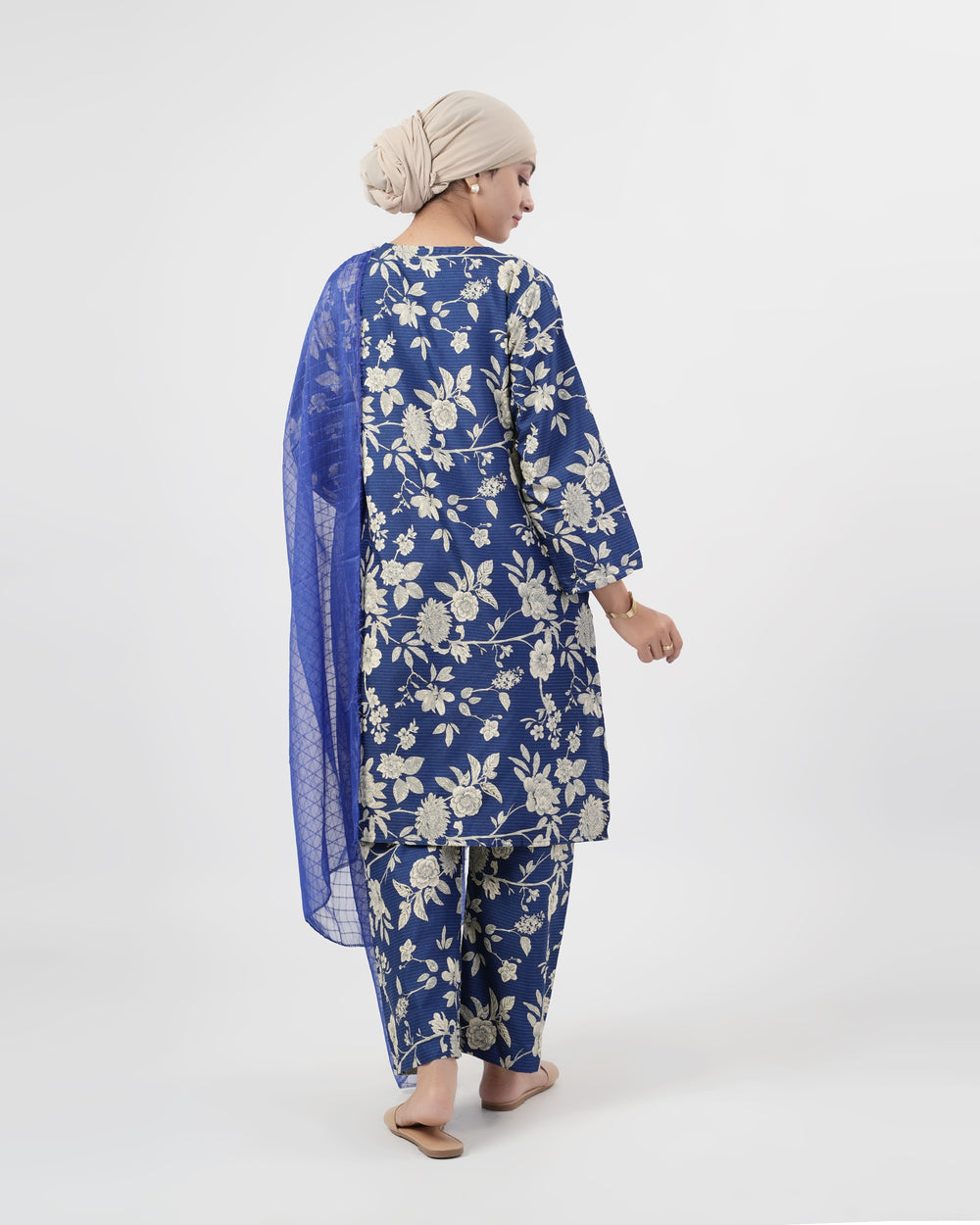 Valuables Women’s Printed 3-Pcs Suit, Women Shalwar Suits, Valuables, Chase Value