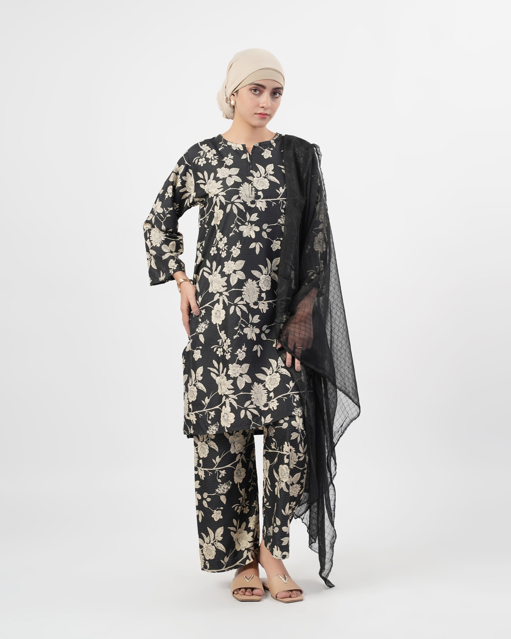 Valuables Women’s Printed 3-Pcs Suit, Women Shalwar Suits, Valuables, Chase Value