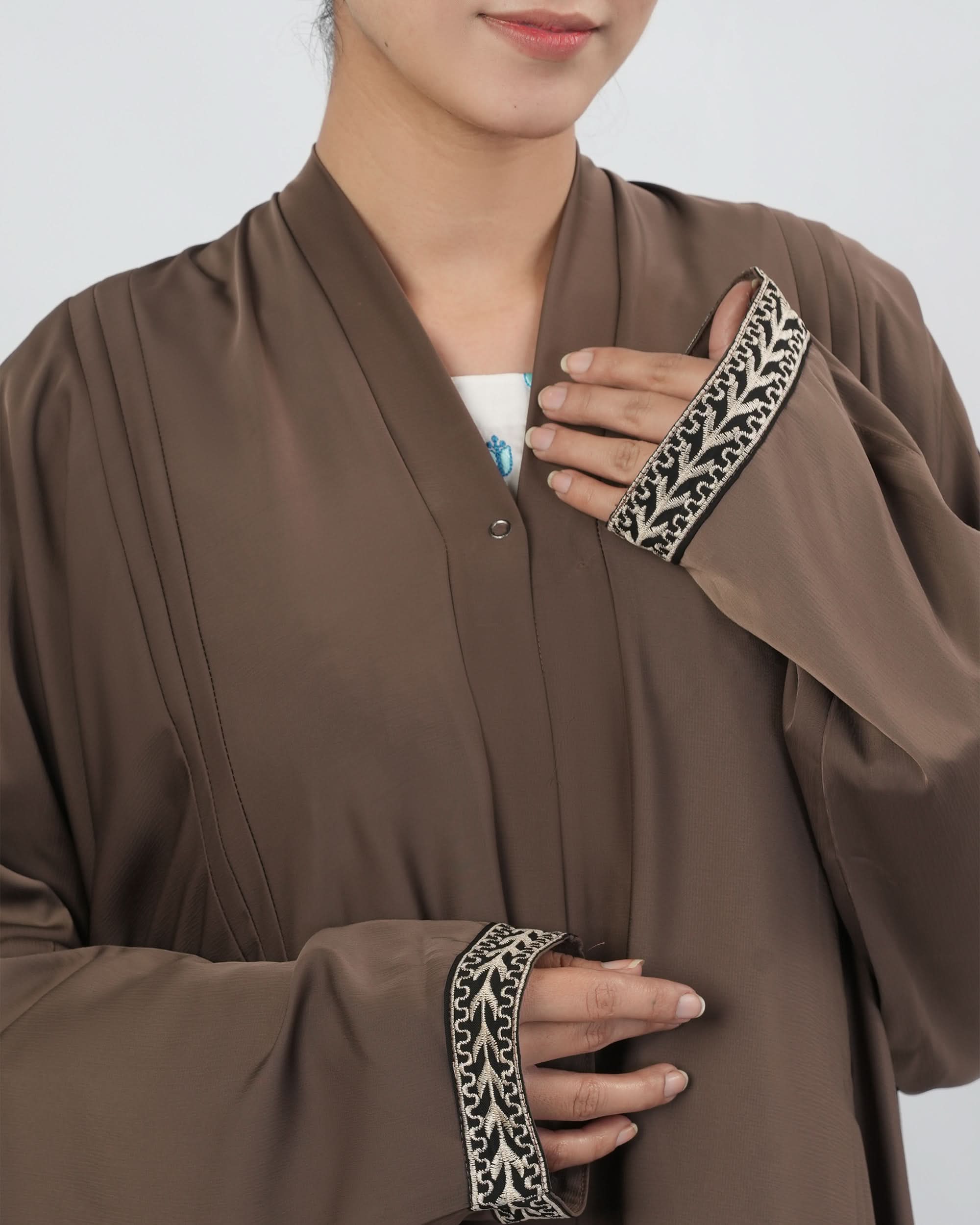 Eminent Women's Abaya, Women Abayas, Eminent, Chase Value