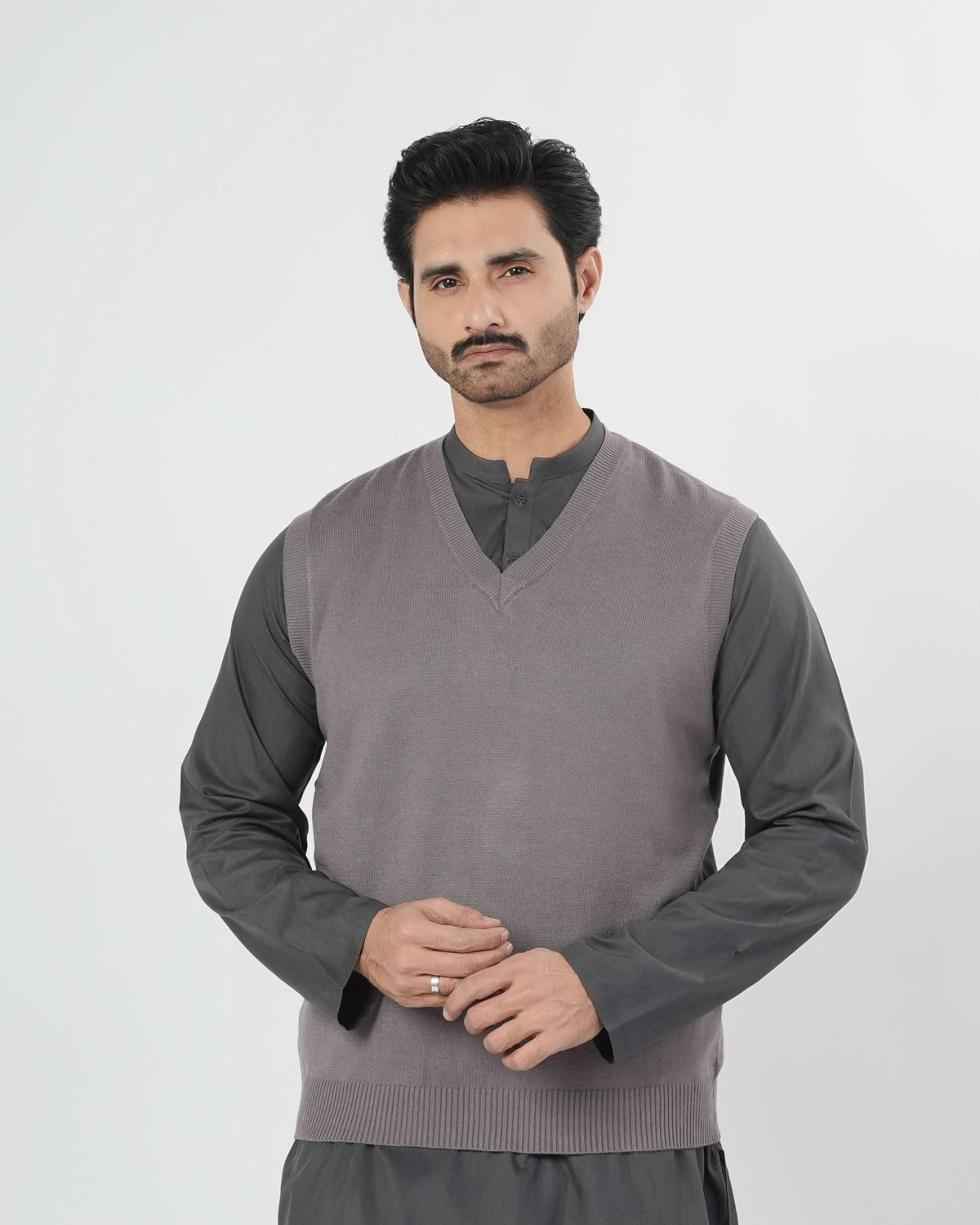 Eminent Men's Sleeveless Sweater, Men's Sweater & Sweat Shirts, Eminent, Chase Value