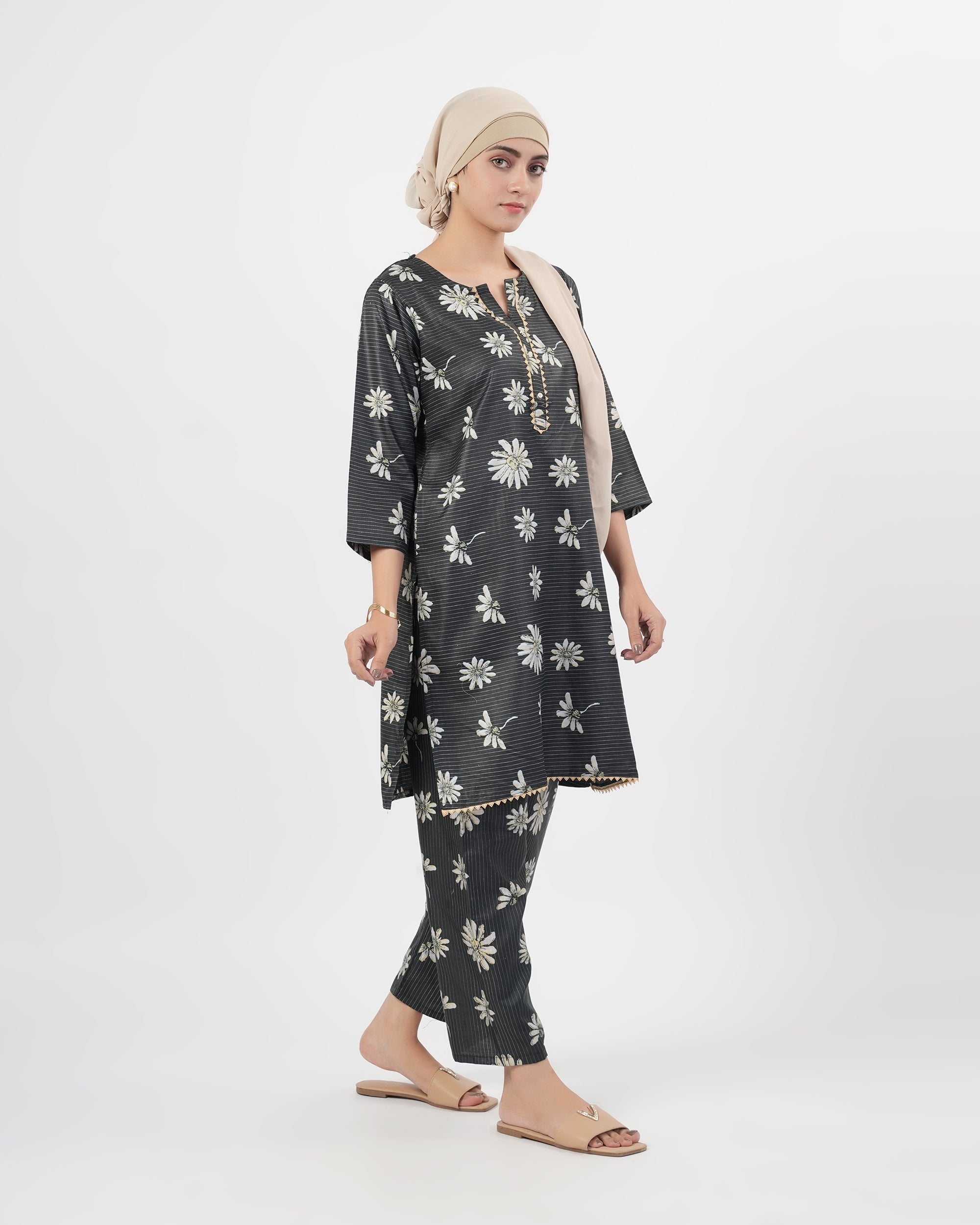 Women’s Printed 2 Pcs Suit, Women Shalwar Suits, Chase Value, Chase Value