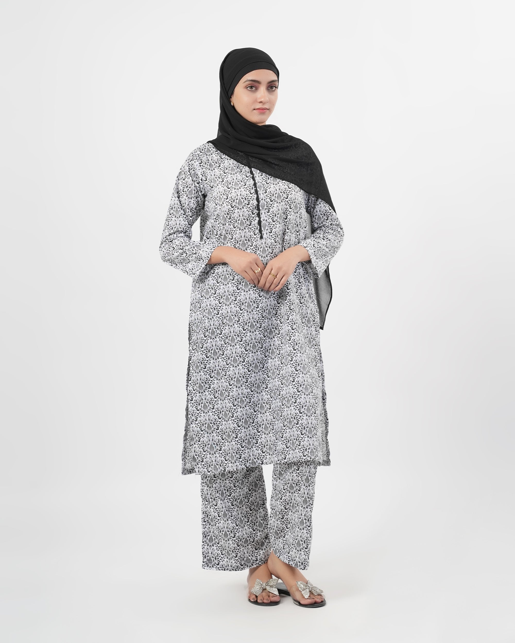 Valuables Women’s Printed 2 Pcs Suit, Women Shalwar Suits, Valuables, Chase Value