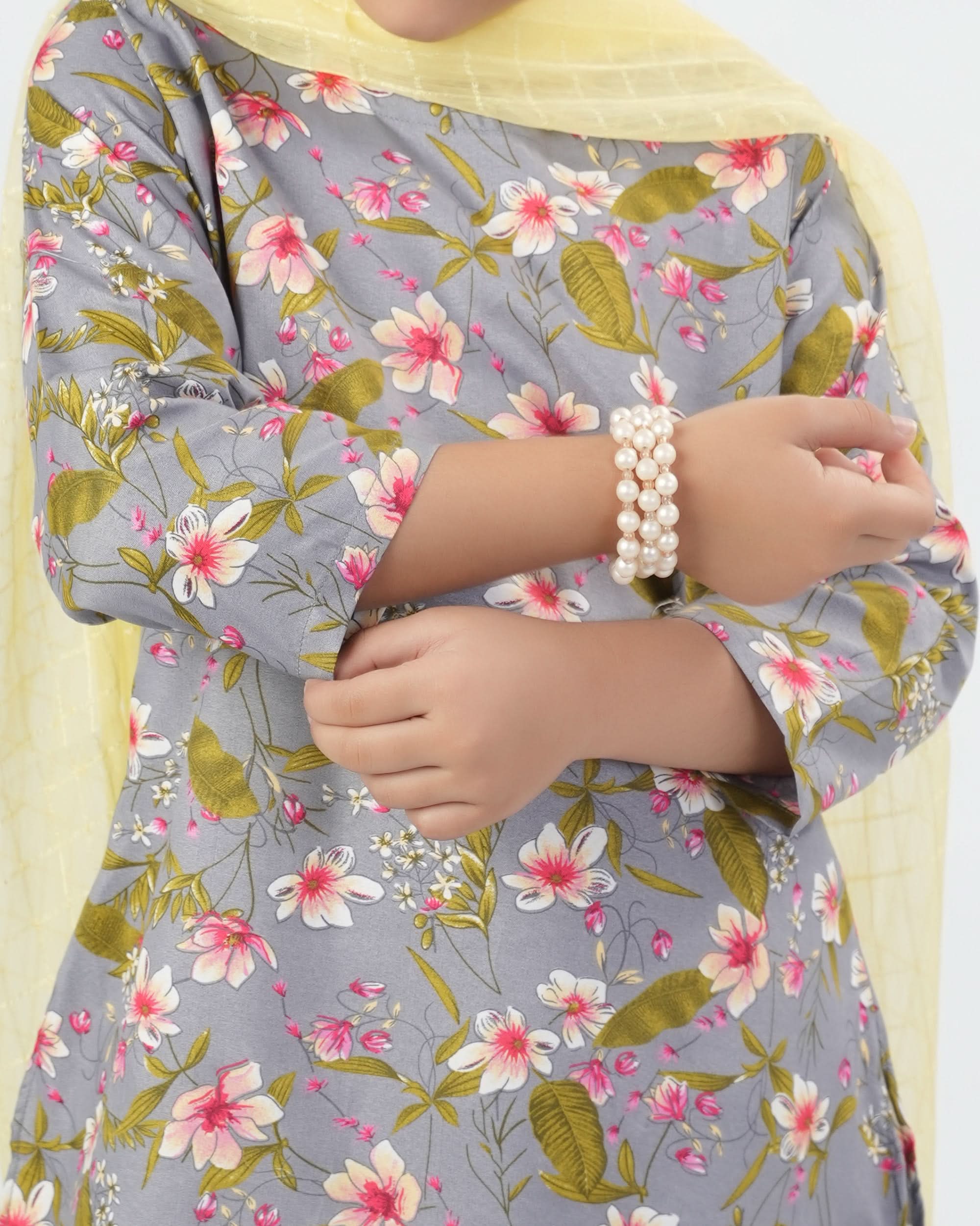 Valuables Girl’s 3PCS Suit, Girls Shalwar Kameez, Chase Value, Chase Value