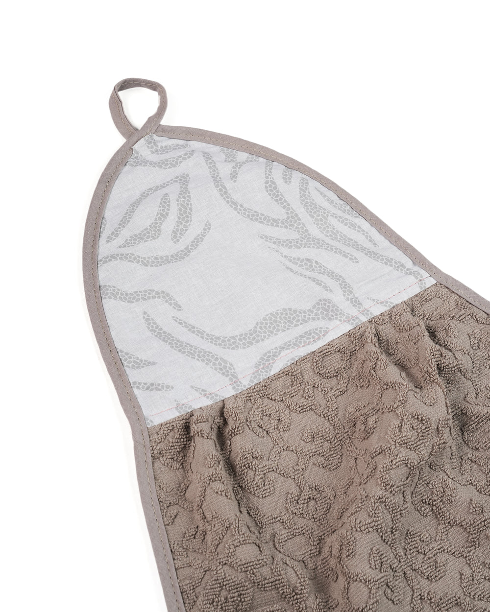 Hanging Towel, Bath Towels, Chase Value, Chase Value