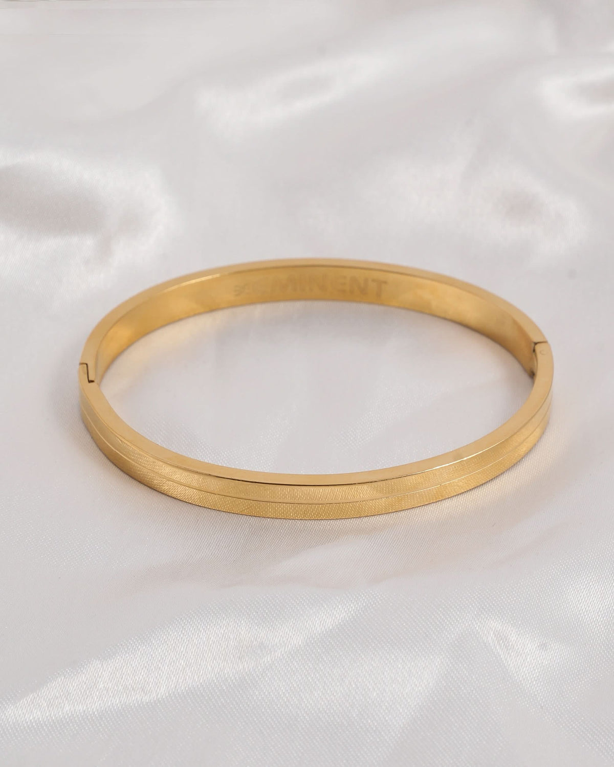 Eminent Women's Bracelet - Golden, Women Bangles & Bracelets, Eminent, Chase Value