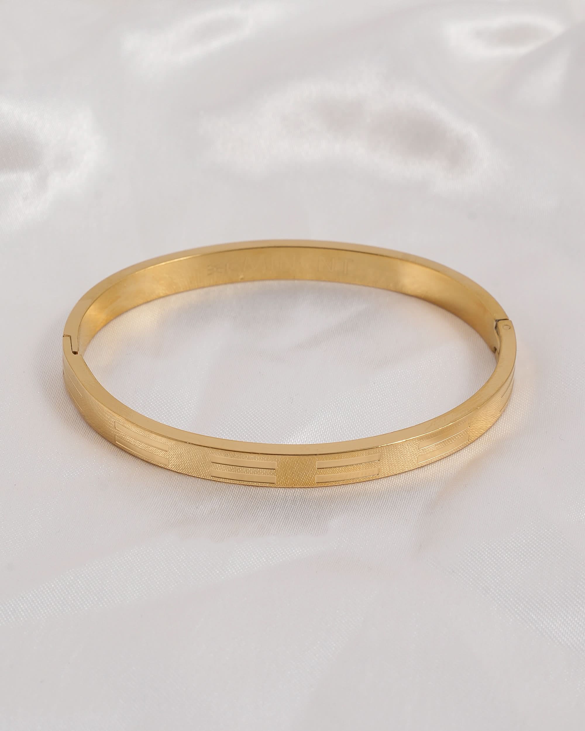 Eminent Women's Bracelet - Golden, Women Bangles & Bracelets, Eminent, Chase Value