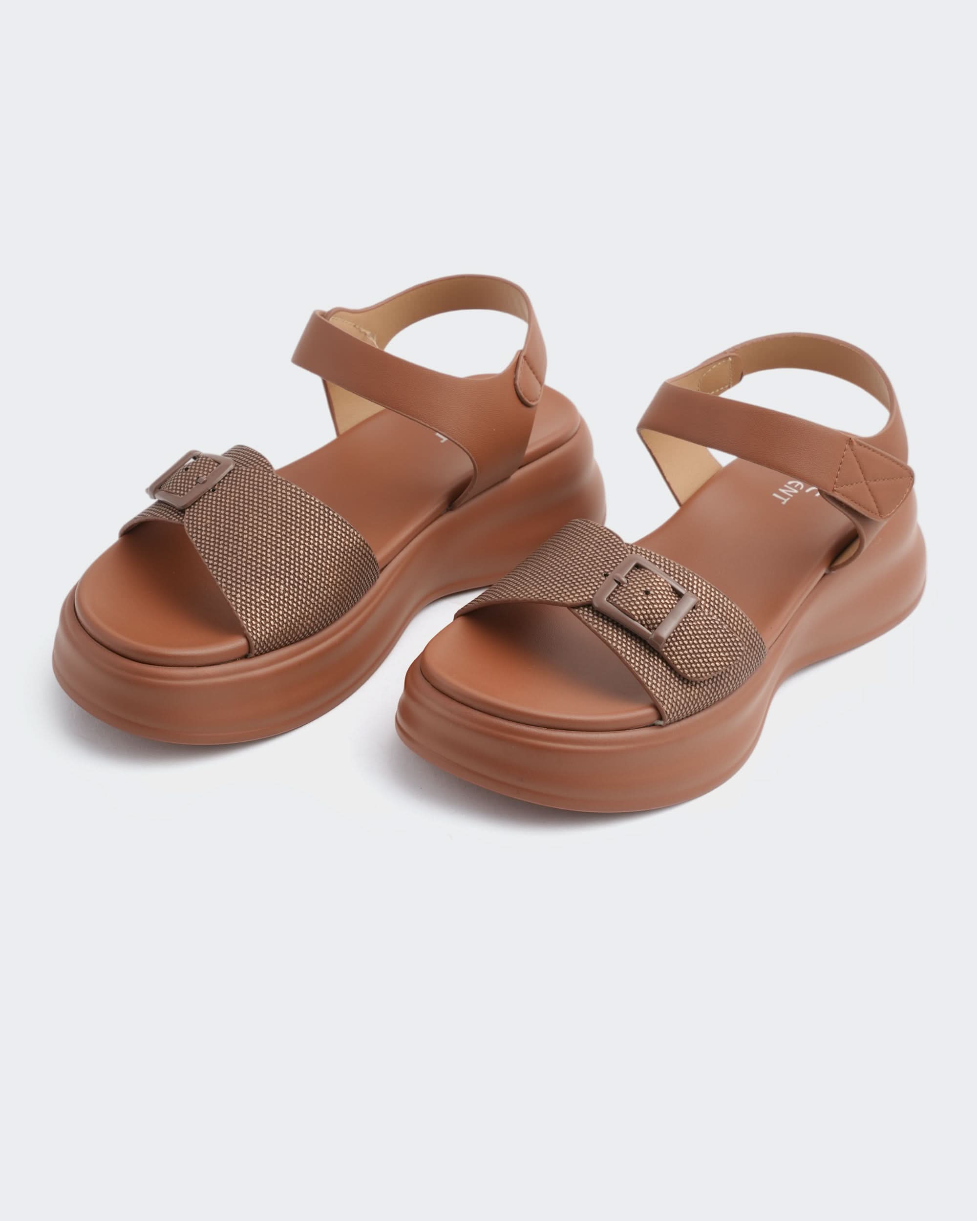 Eminent Women Softy, Women Sandals, Eminent, Chase Value