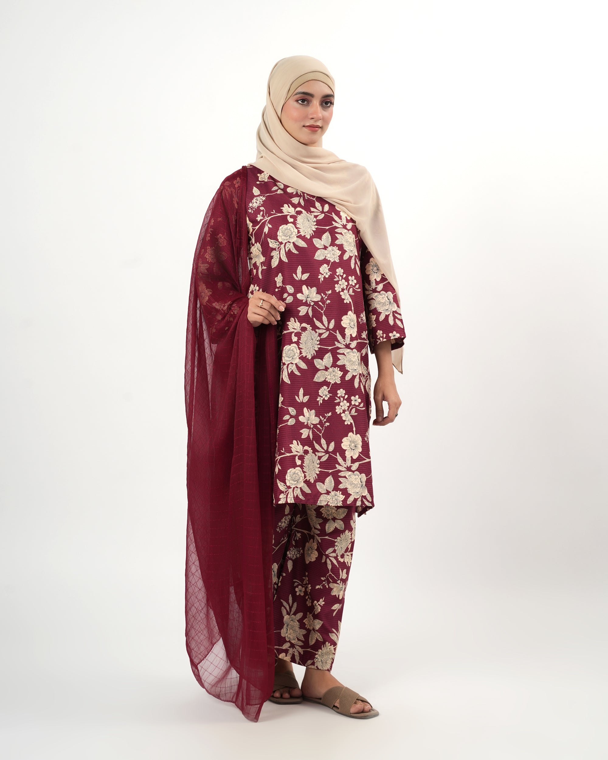 Valuables Women’s Printed 3-Pcs Suit