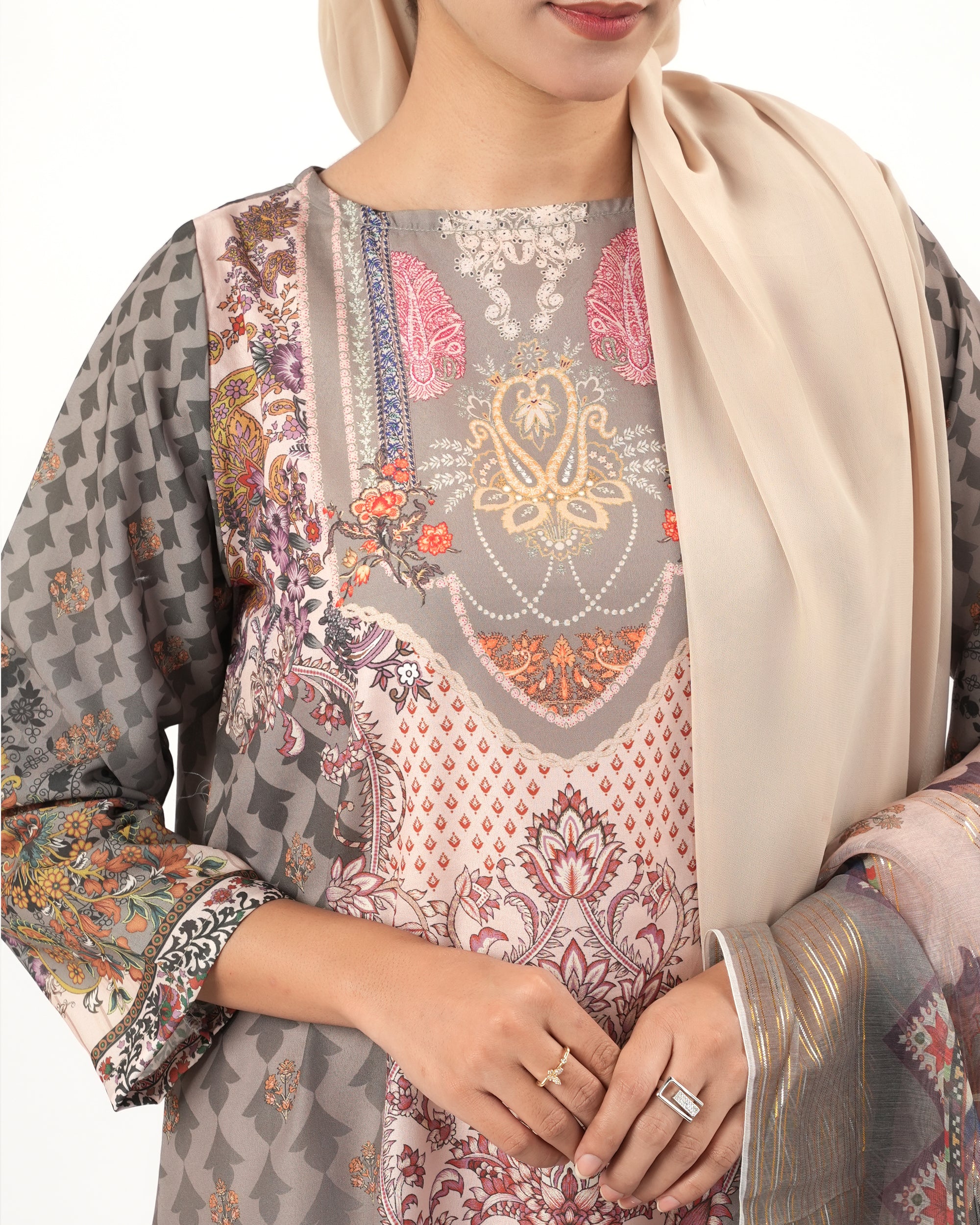 Valuables Women's Printed 3 Pc Suit