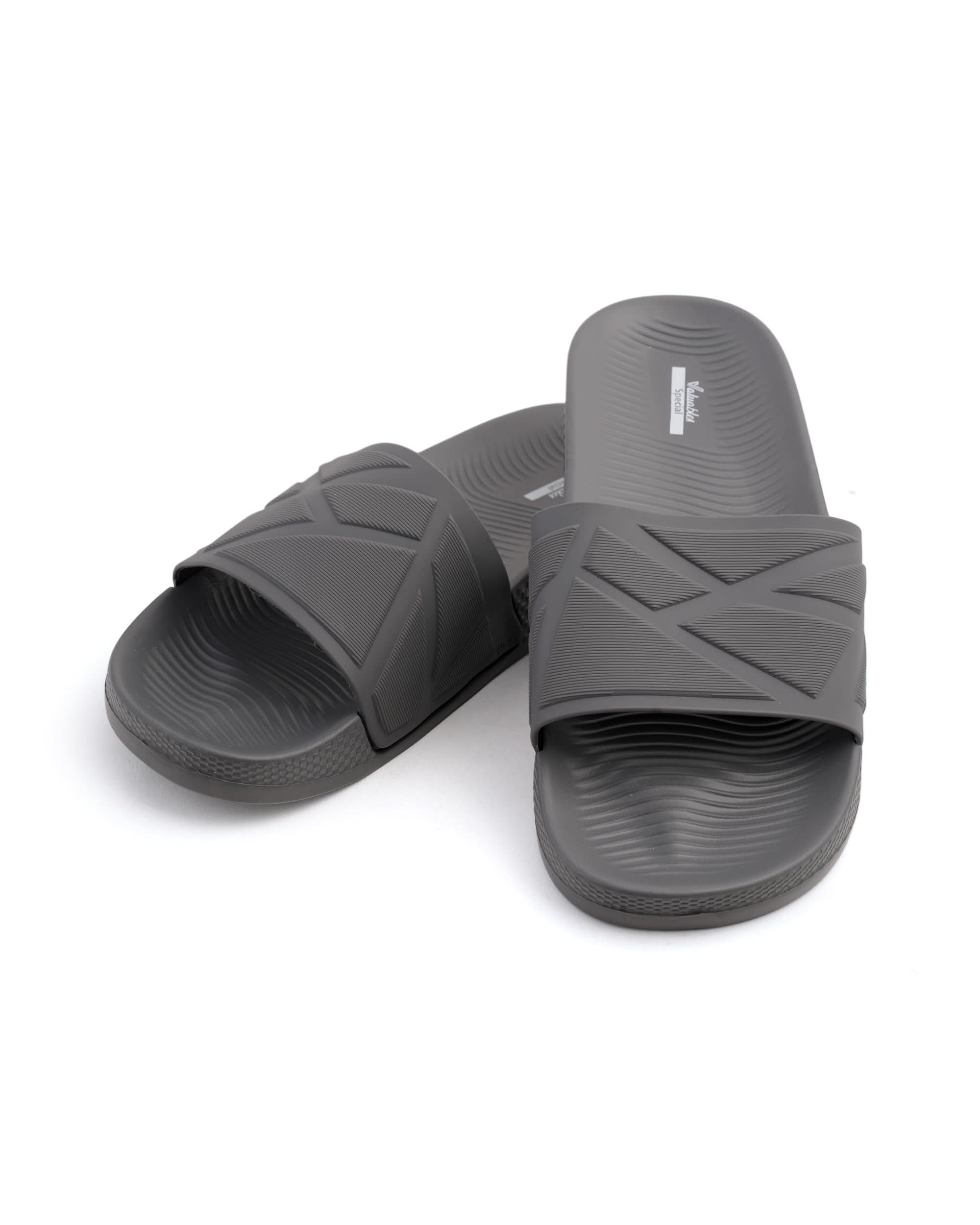 Valuable Men's Slider, Men's Slippers, Chase Value, Chase Value