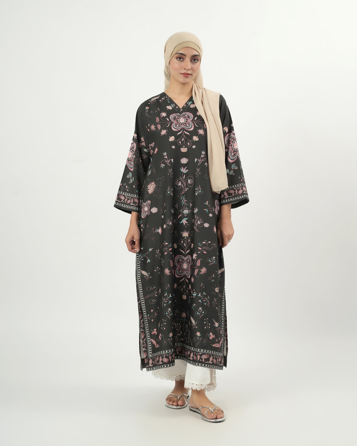 Valuables Women's Printed Kaftan