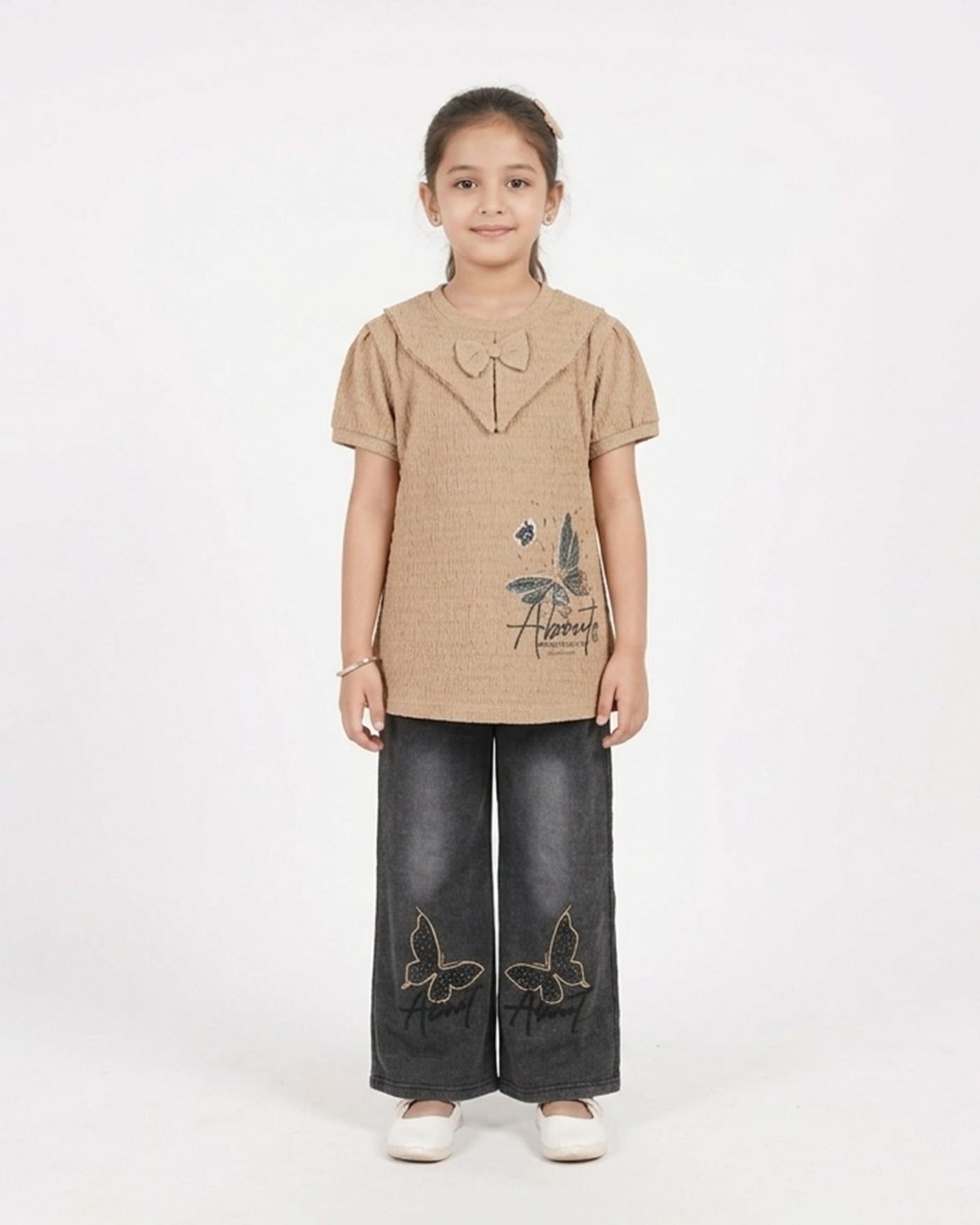Girls Half Sleeves Suit, Girls Half Sleeves Suit, Chase Value, Chase Value