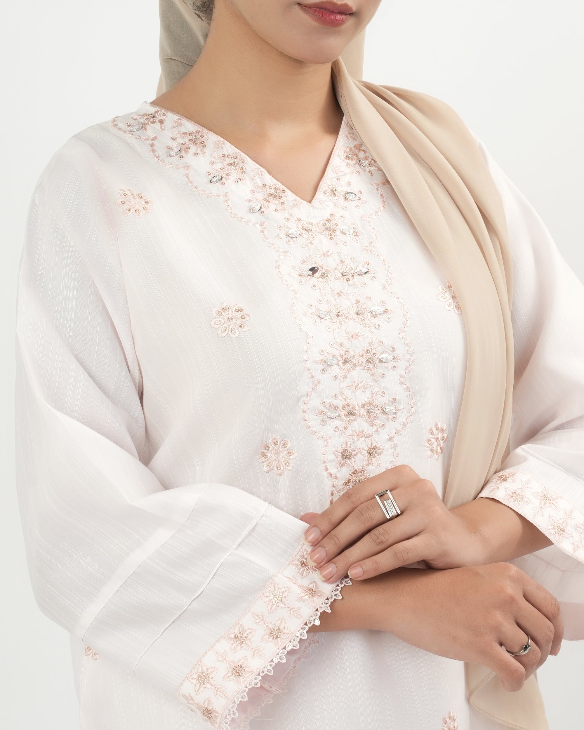 Valuables Women's Embroidered 2Pc Suit