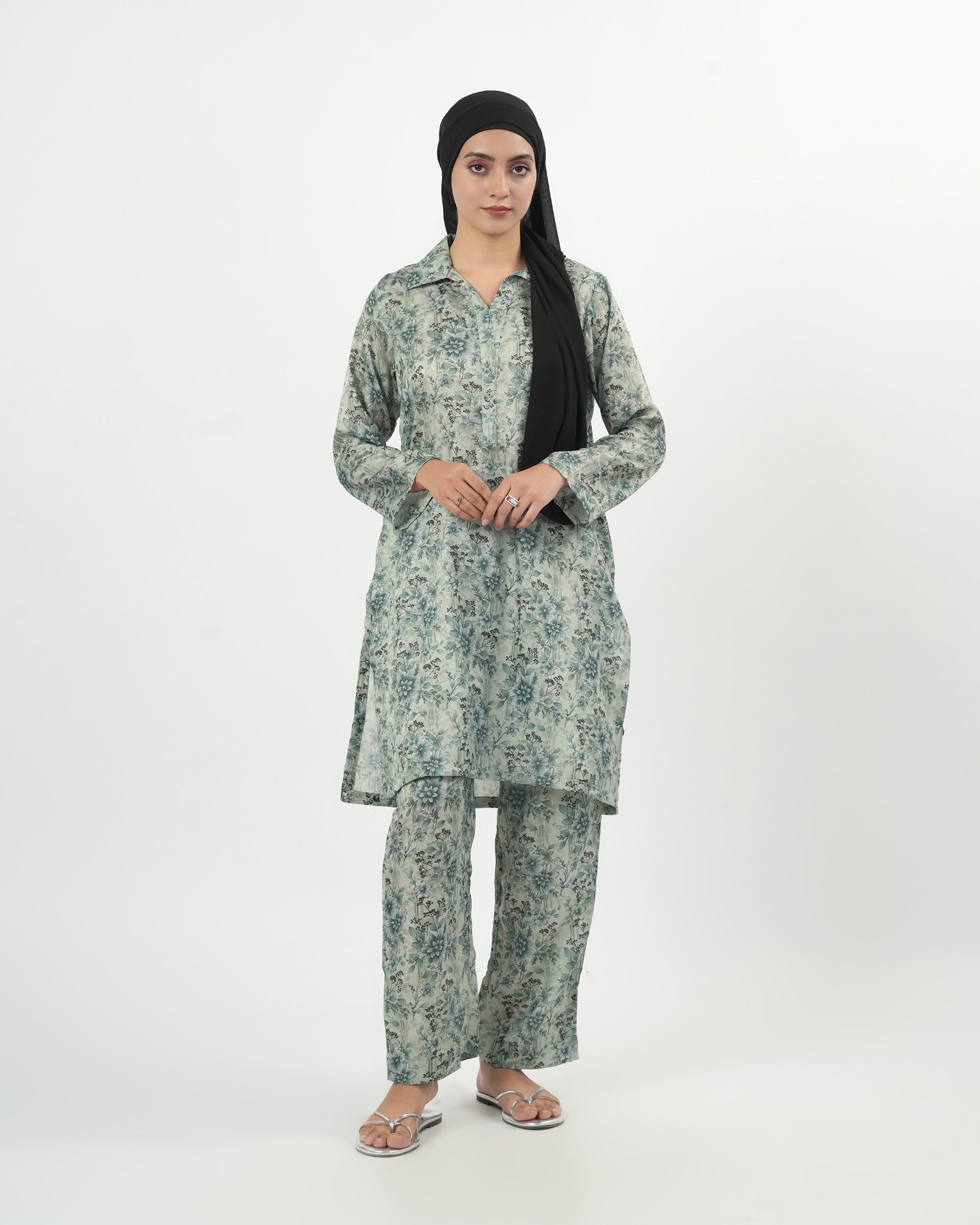 Valuables Women's Printed Jacquard 2Pc Suit