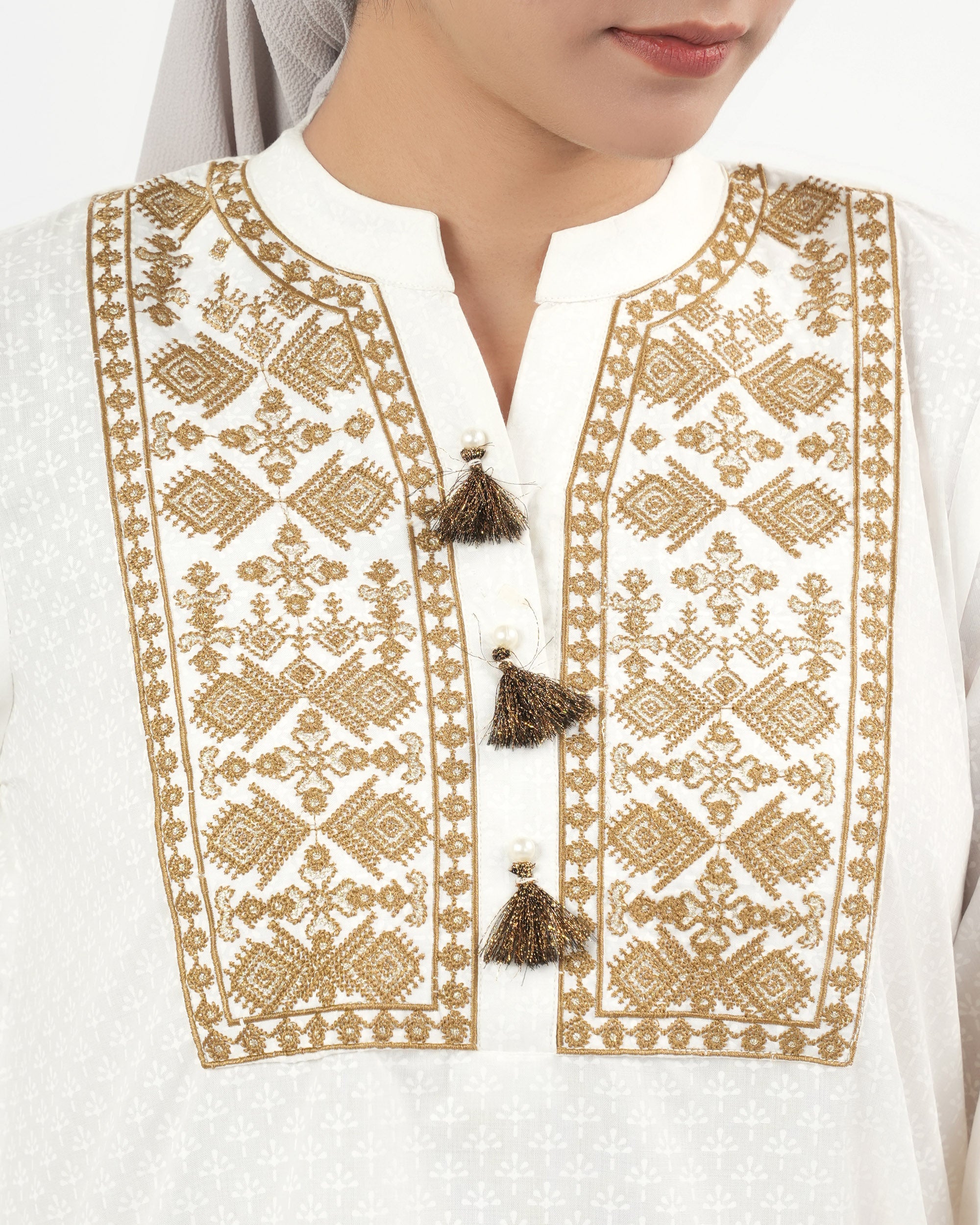 Valuables Women's Embroidered 2 Pcs Suit