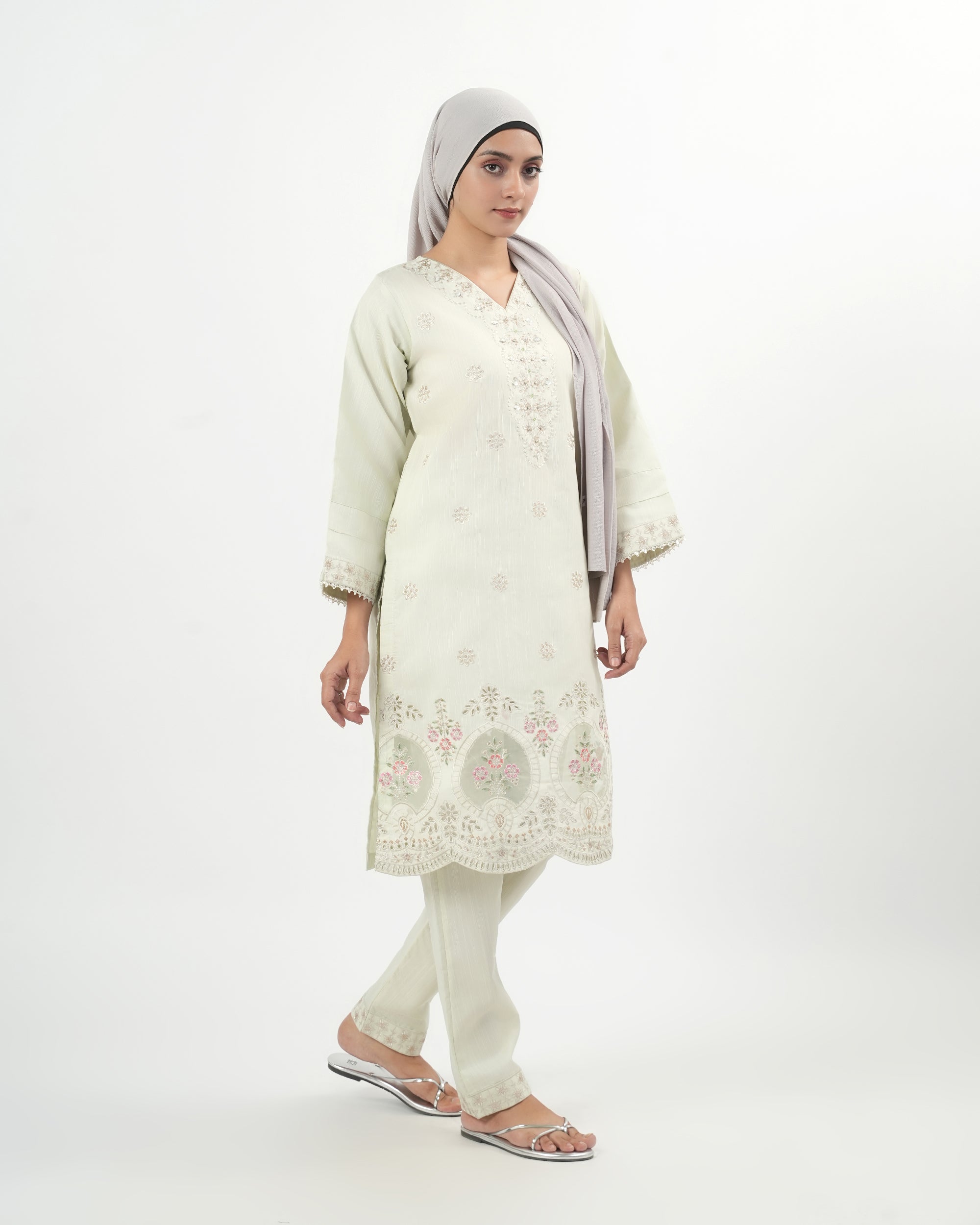 Valuables Women's Embroidered 2Pc Suit