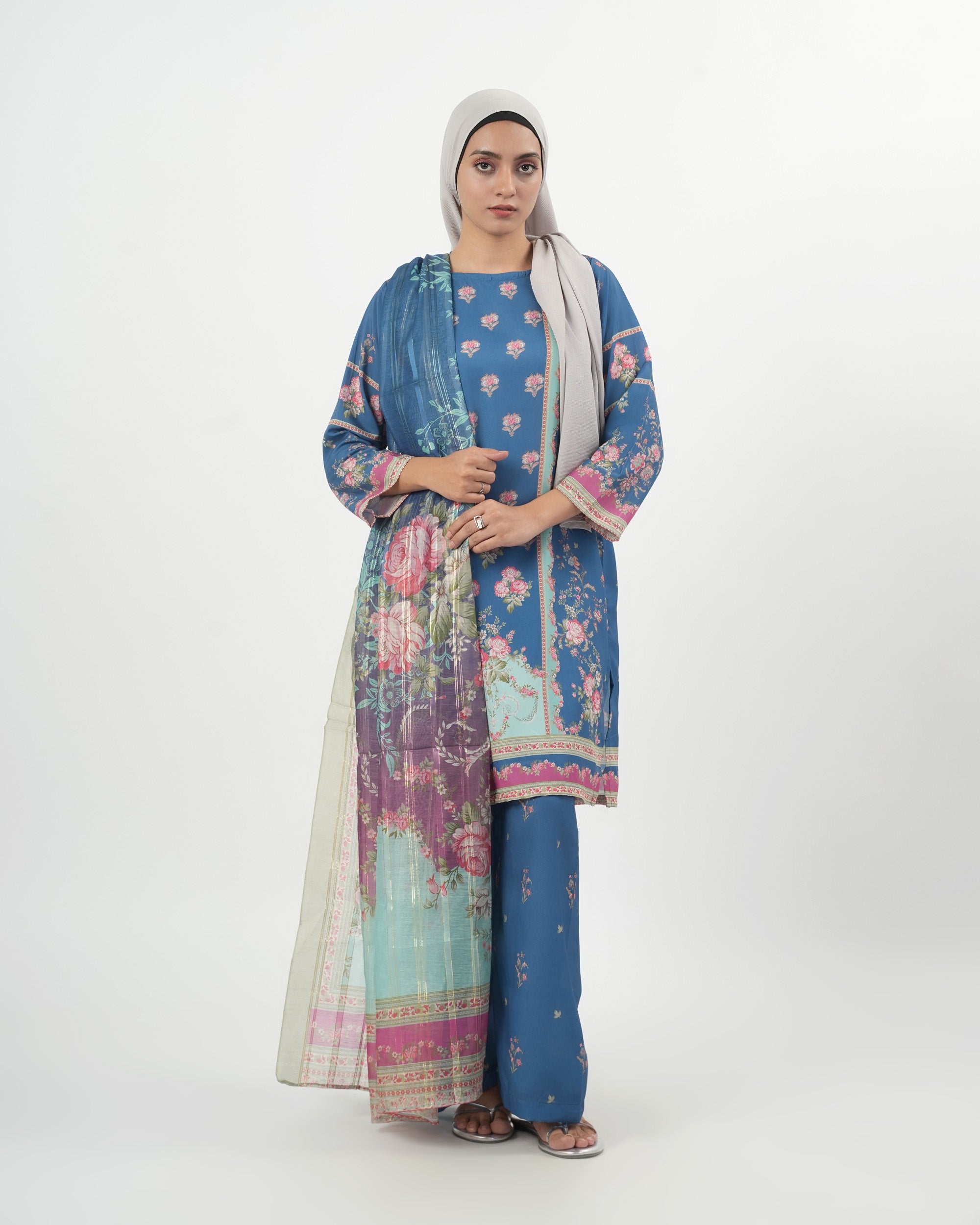 Valuables Women's Printed 3 Pc Suit