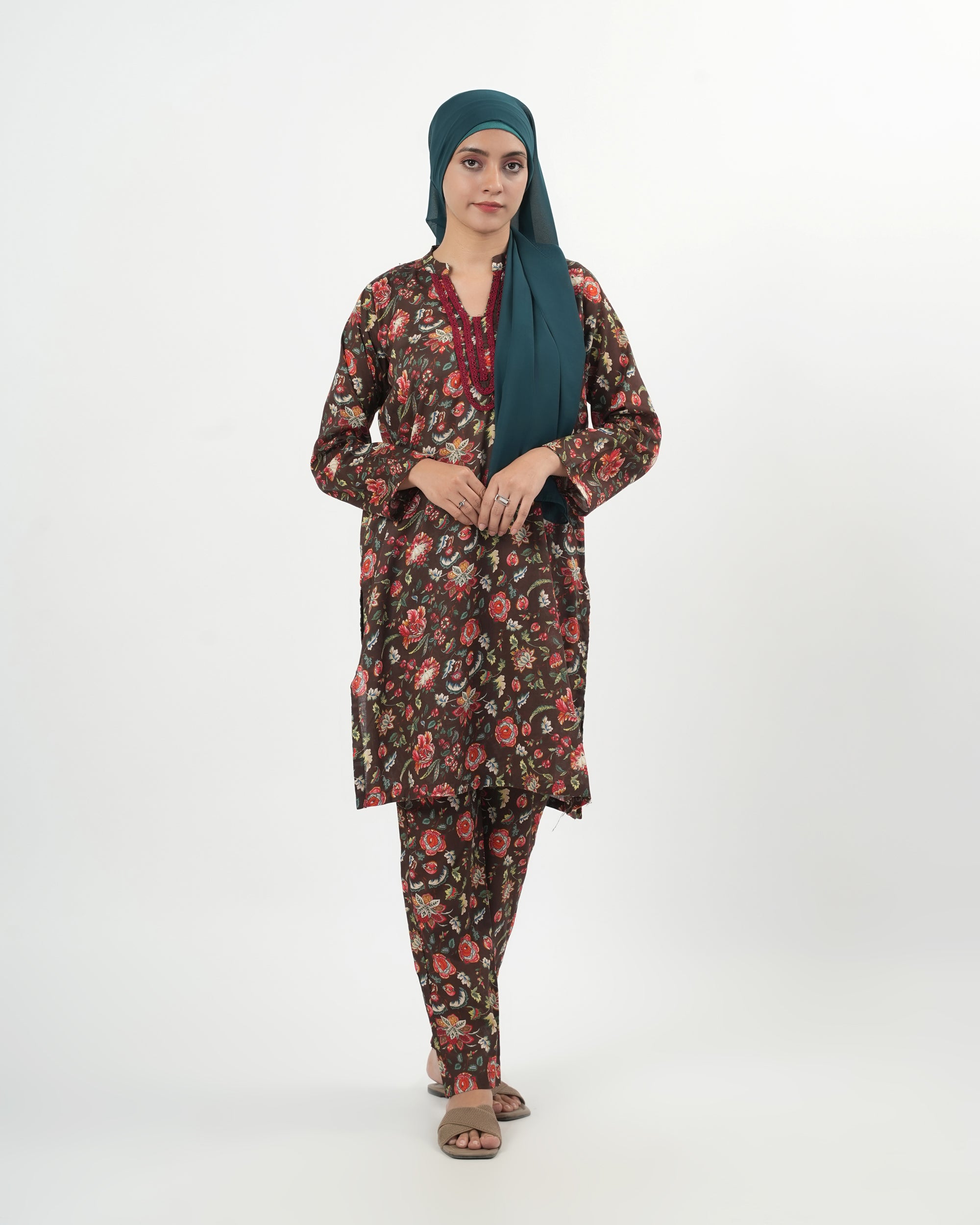 Valuables Women’s Printed Lawn 2 Pcs Suit